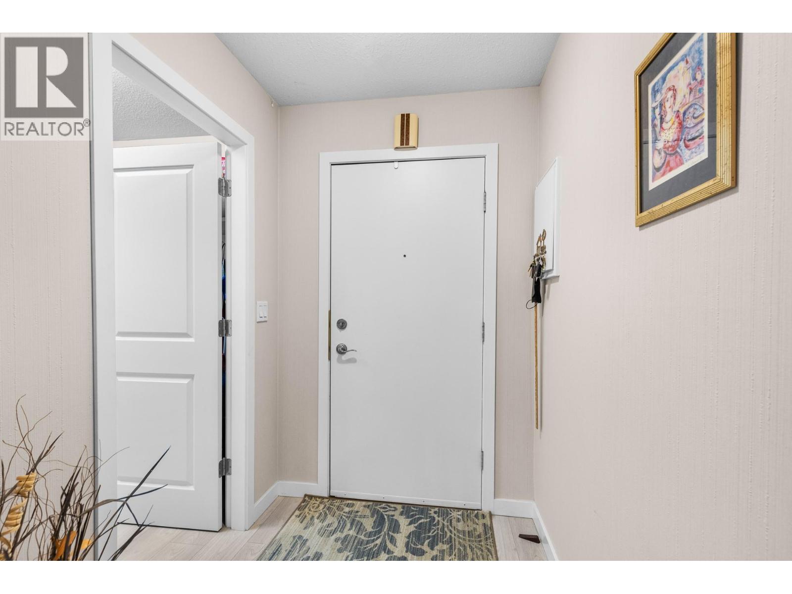 Picture for Unit #319, 489 Highway 33 W