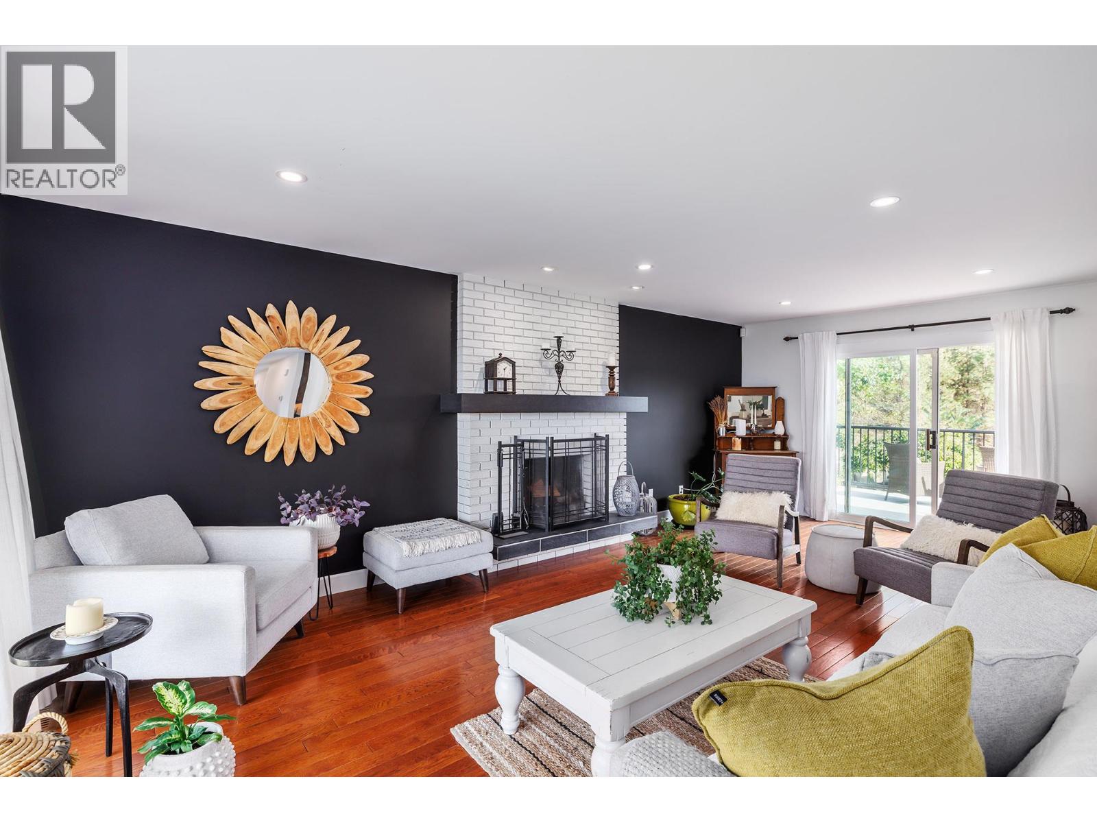 Picture for 841 Churchill  Court https://www.cirrealty.ca/reb/bc/2/10349302_13.jpg