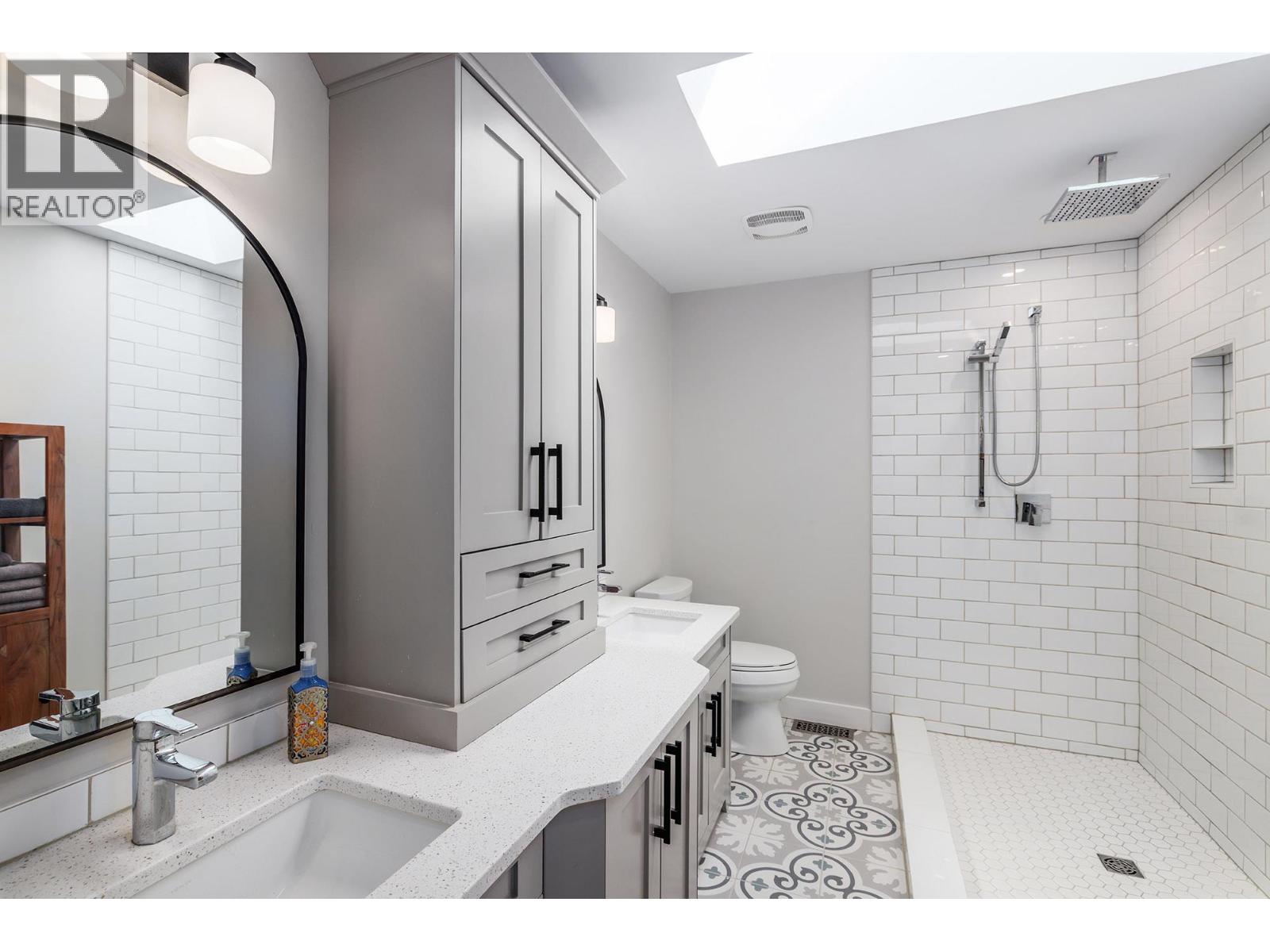 Picture for 841 Churchill  Court https://www.cirrealty.ca/reb/bc/2/10349302_28.jpg