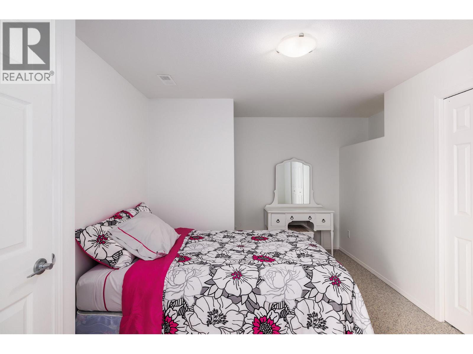 Picture for 841 Churchill  Court https://www.cirrealty.ca/reb/bc/2/10349302_44.jpg