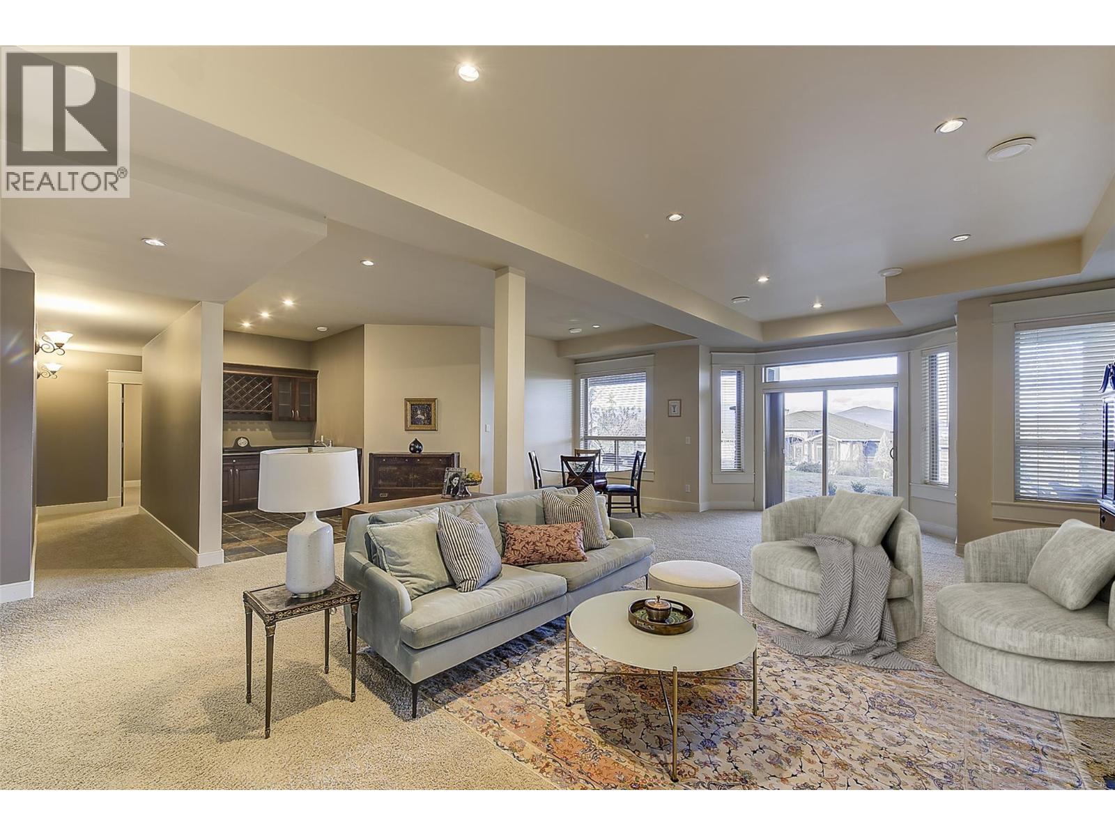 Picture for 679 Devonian  Avenue