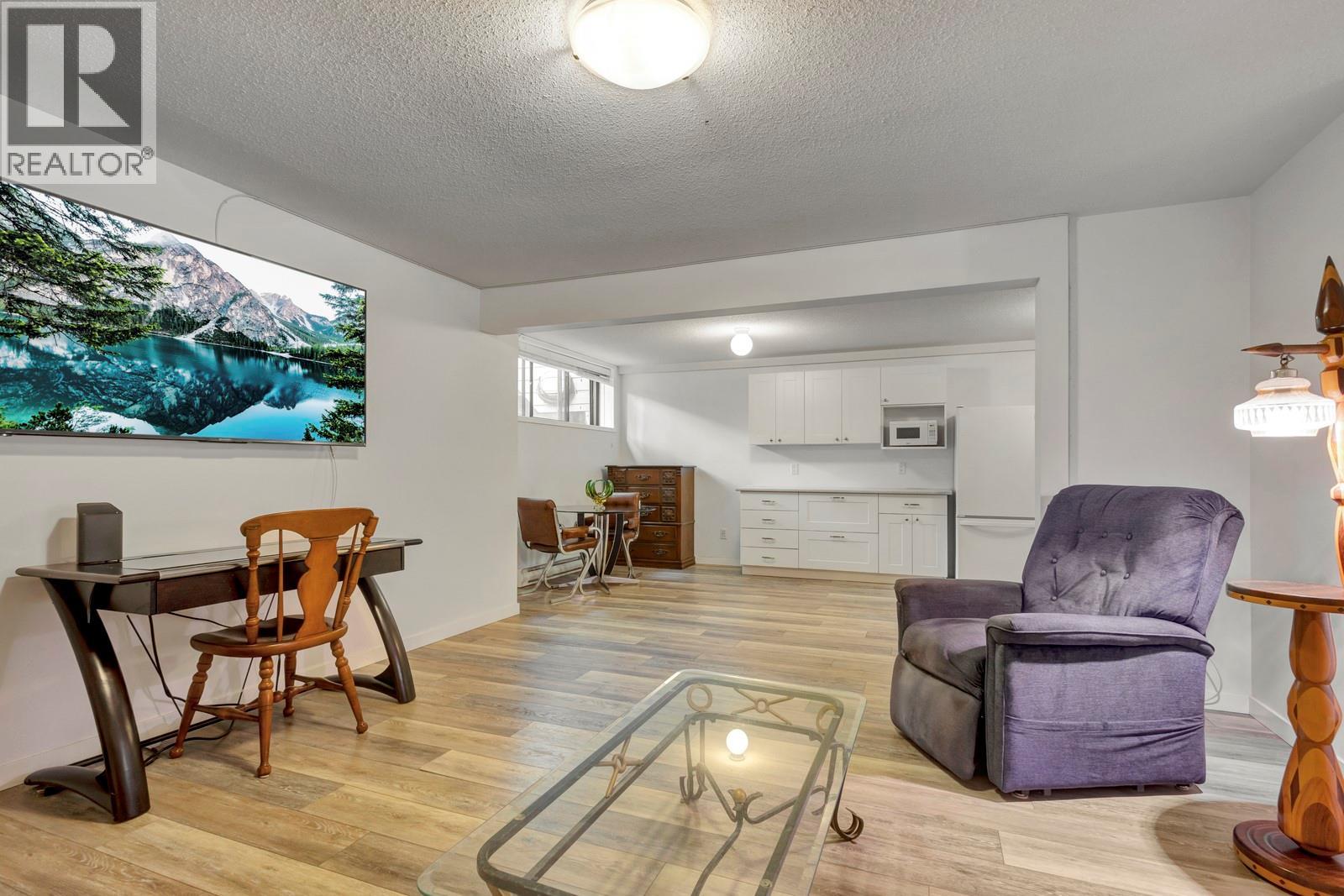 Picture for Unit #115, 1765 Leckie  Road https://www.cirrealty.ca/reb/bc/2/10360782_16.jpg
