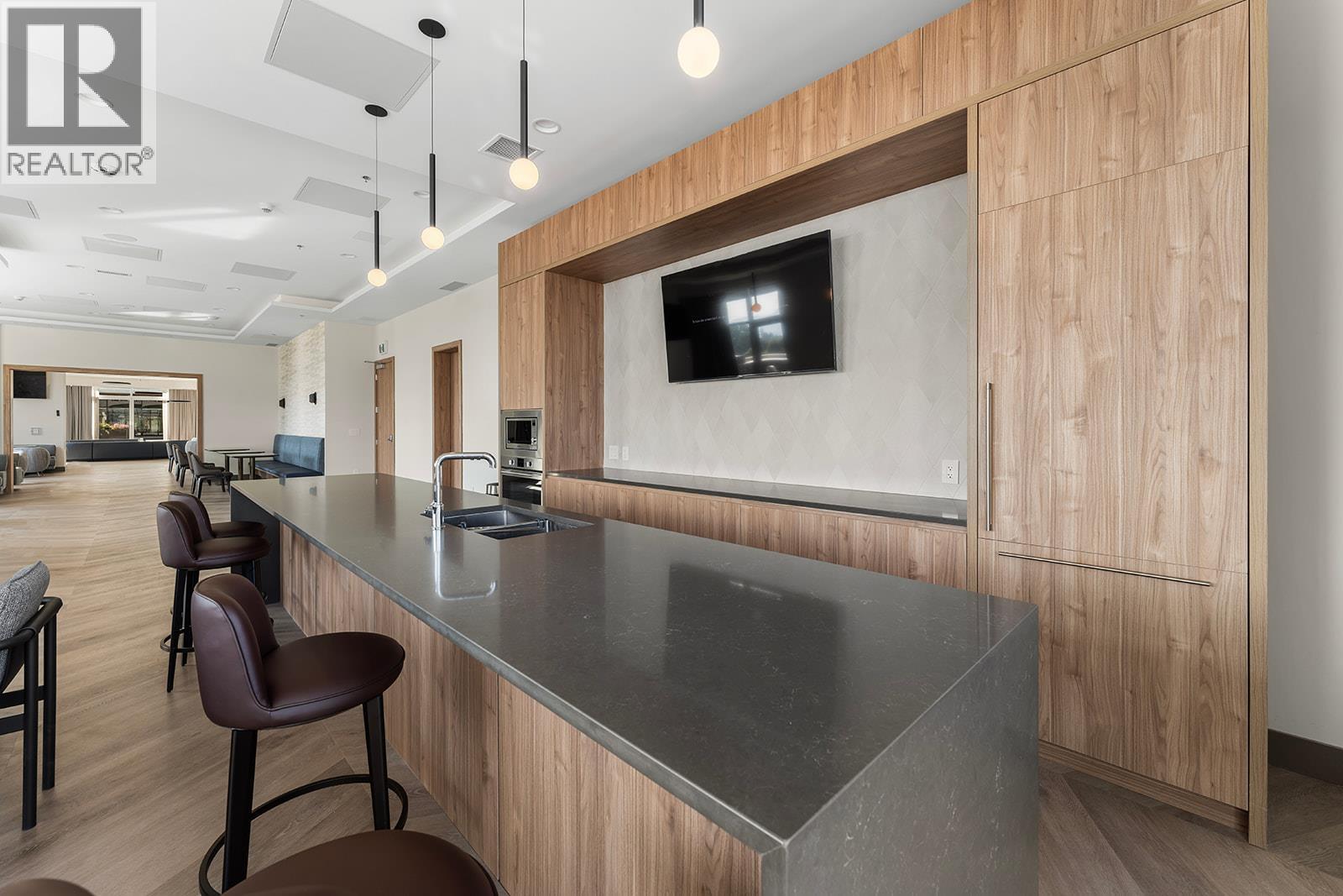 Picture for Unit #1407, 238 Leon  Avenue https://www.cirrealty.ca/reb/bc/2/10362082_65.jpg