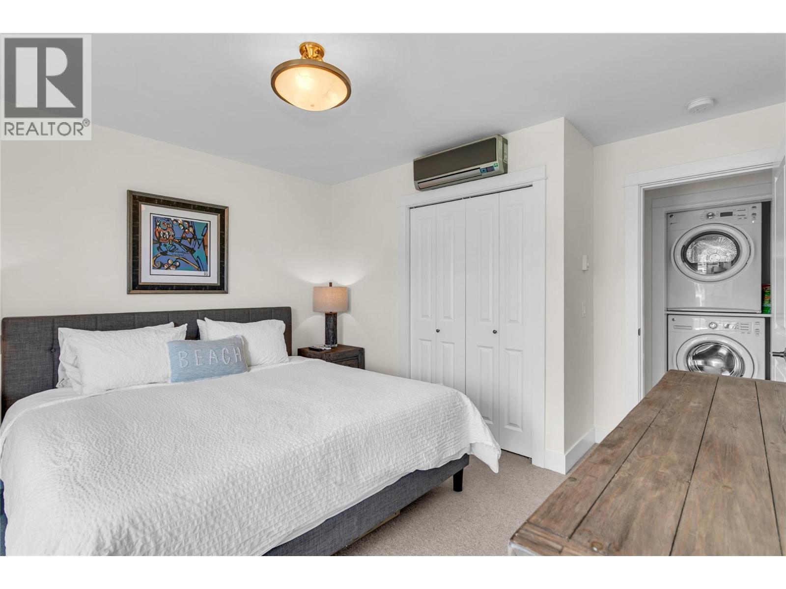 Picture for Unit #9, 3750 West Bay  Road https://www.cirrealty.ca/reb/bc/2/10362322_33.jpg