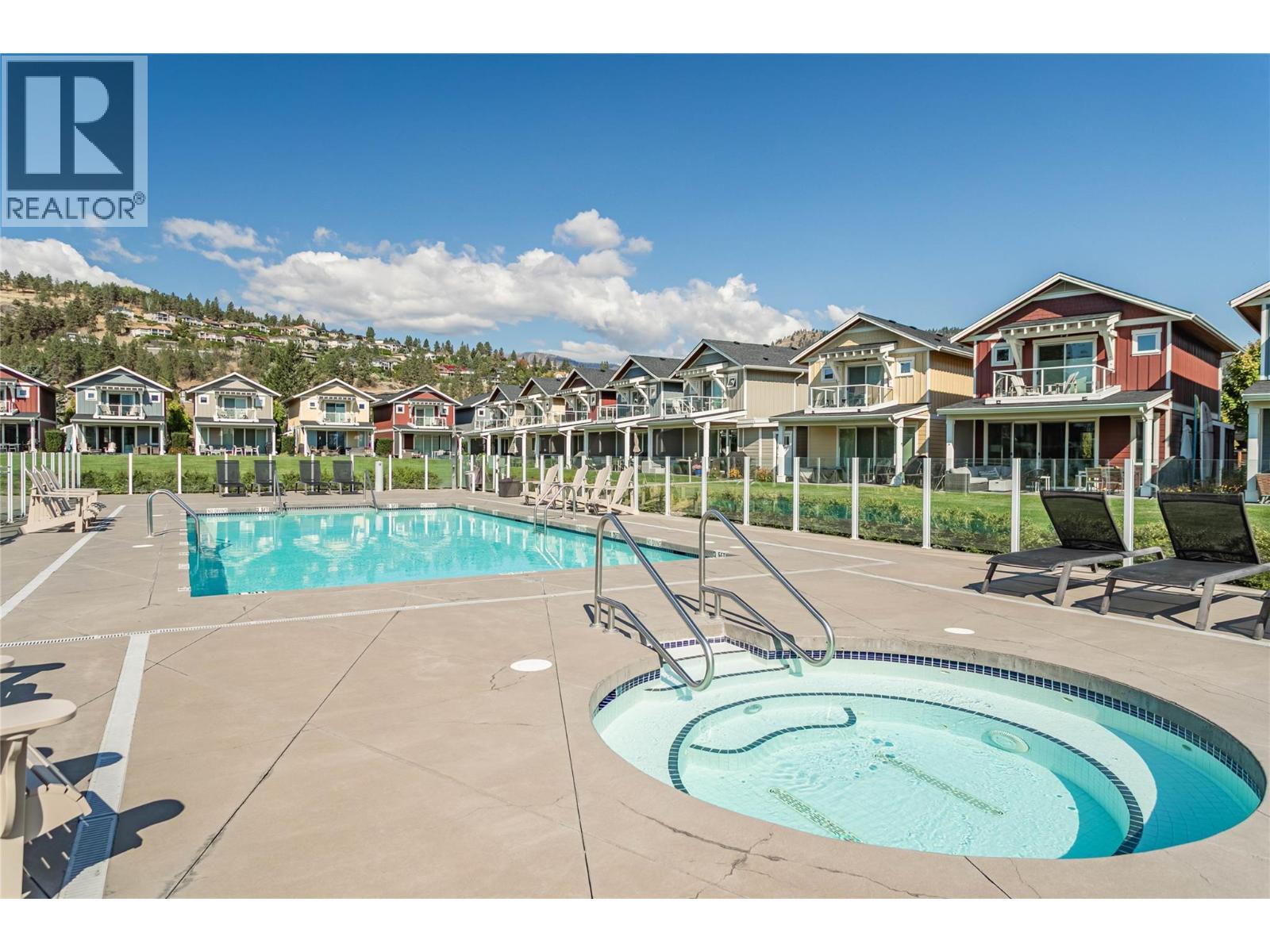 Picture for Unit #9, 3750 West Bay  Road https://www.cirrealty.ca/reb/bc/2/10362322_5.jpg