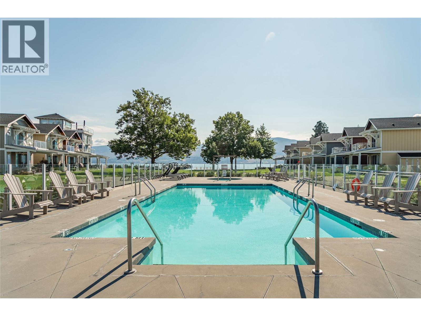 Picture for Unit #9, 3750 West Bay  Road https://www.cirrealty.ca/reb/bc/2/10362322_54.jpg