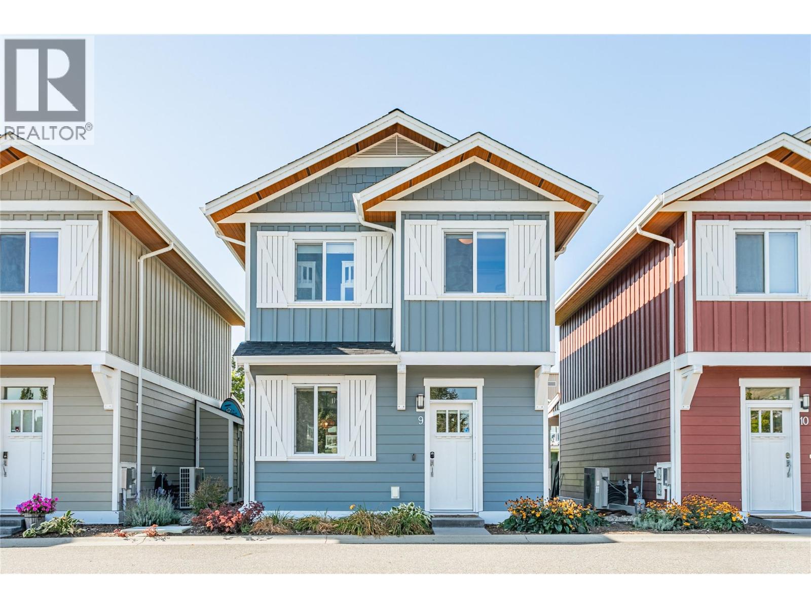 Picture for Unit #9, 3750 West Bay  Road https://www.cirrealty.ca/reb/bc/2/10362322_6.jpg