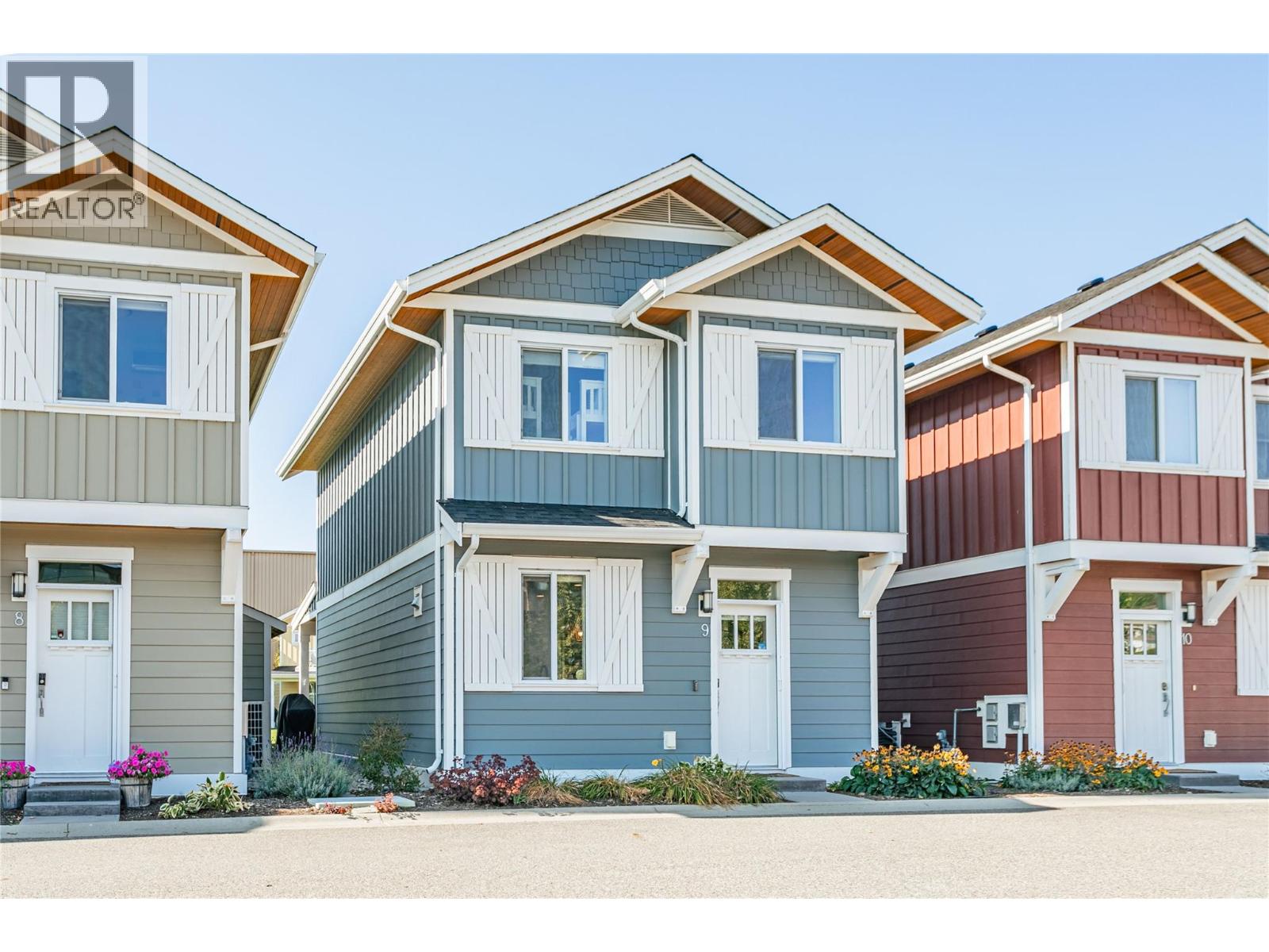 Picture for Unit #9, 3750 West Bay  Road https://www.cirrealty.ca/reb/bc/2/10362322_8.jpg