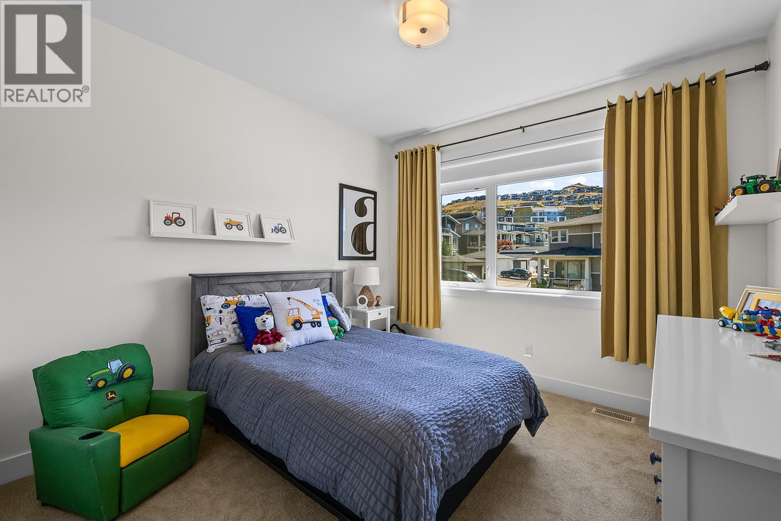 Picture for 1174 Goldfinch  Place https://www.cirrealty.ca/reb/bc/2/10362872_33.jpg