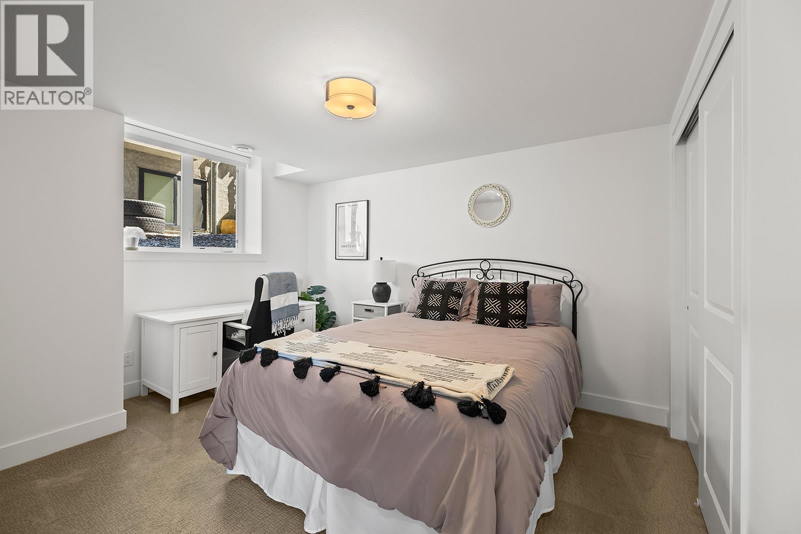 Picture for 1174 Goldfinch  Place https://www.cirrealty.ca/reb/bc/2/10362872_44.jpg