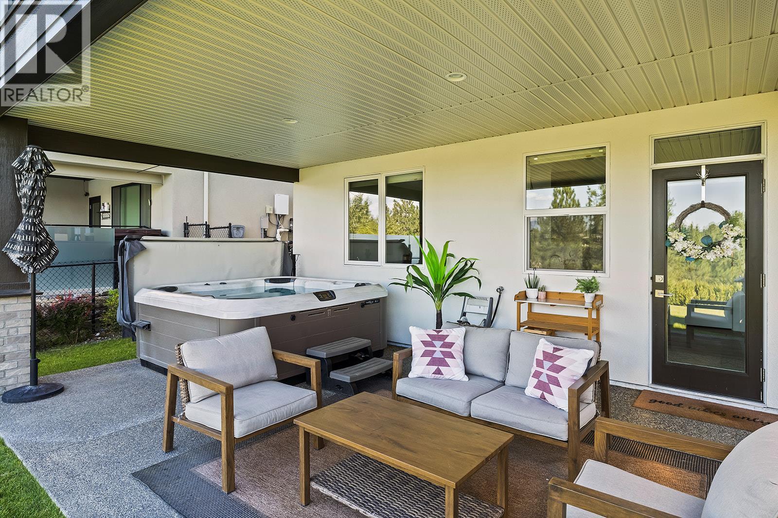 Picture for 1174 Goldfinch  Place https://www.cirrealty.ca/reb/bc/2/10362872_47.jpg