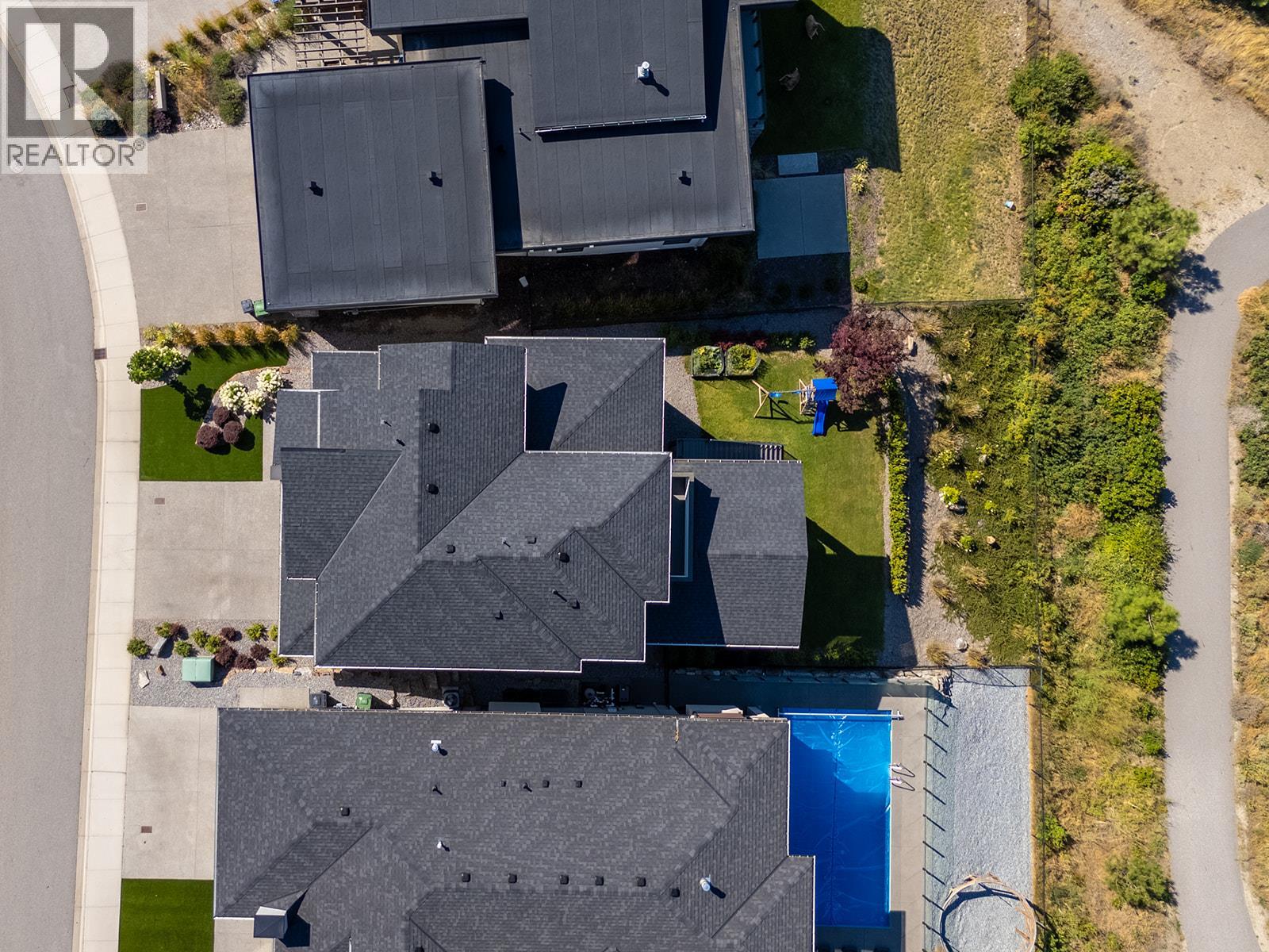 Picture for 1174 Goldfinch  Place https://www.cirrealty.ca/reb/bc/2/10362872_55.jpg