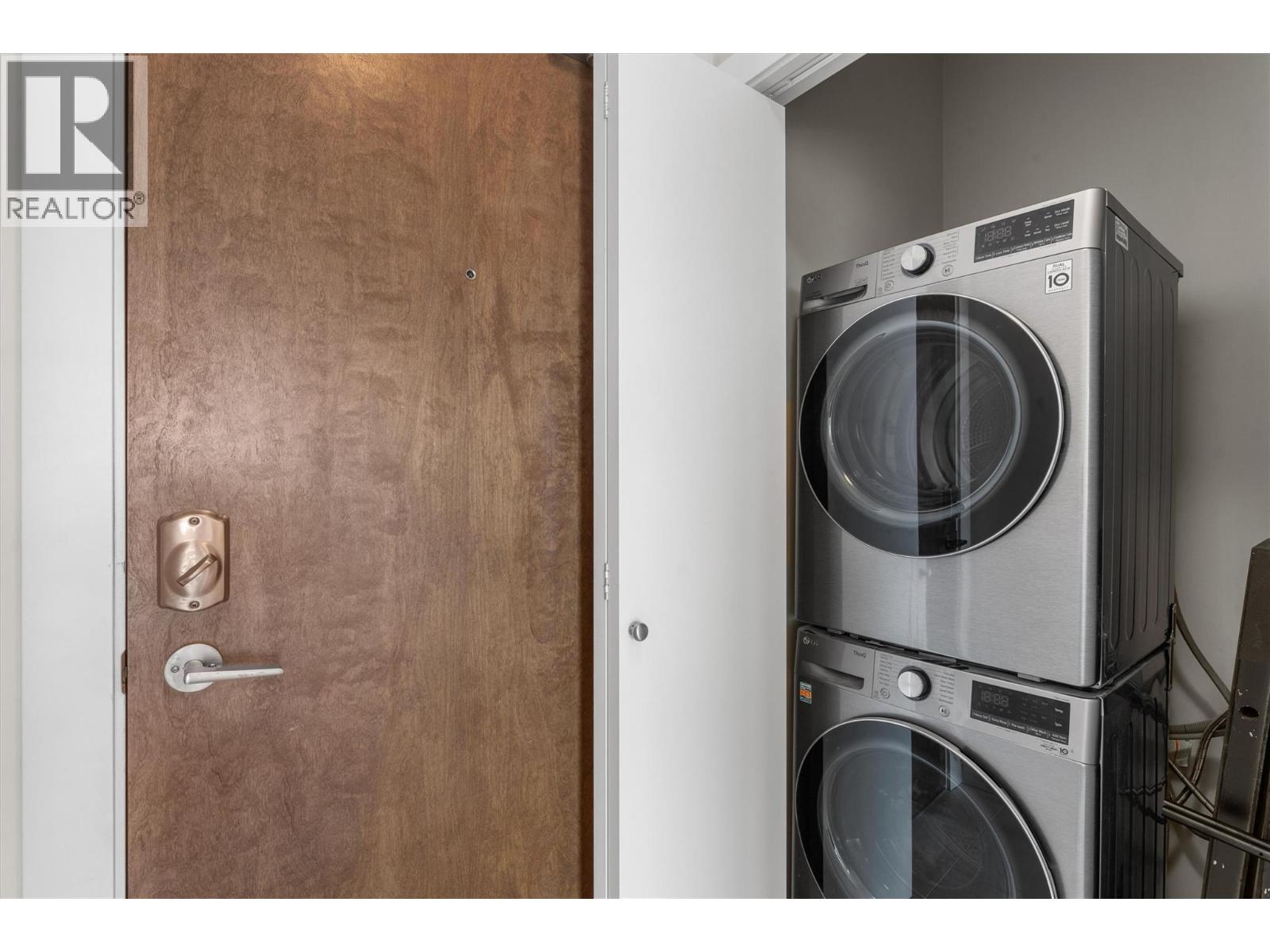 Picture for Unit #1404, 1075 Sunset  Drive https://www.cirrealty.ca/reb/bc/2/10363692_18.jpg