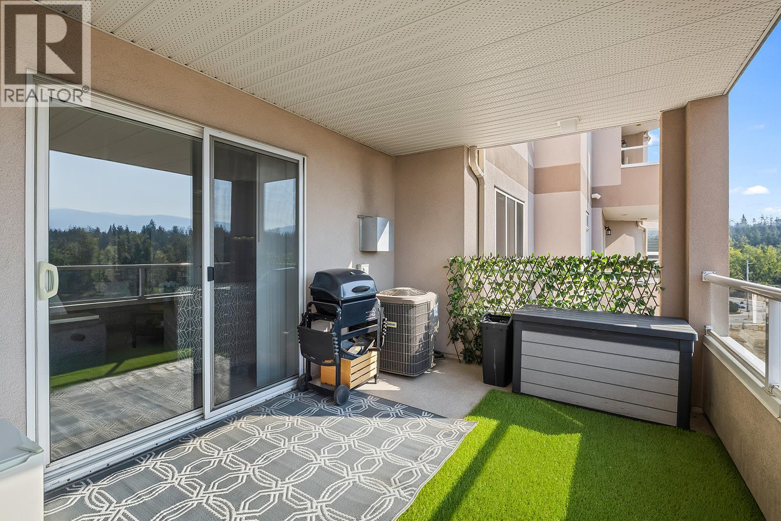 Picture for Unit #704, 1967 Underhill  Street https://www.cirrealty.ca/reb/bc/2/10363722_21.jpg