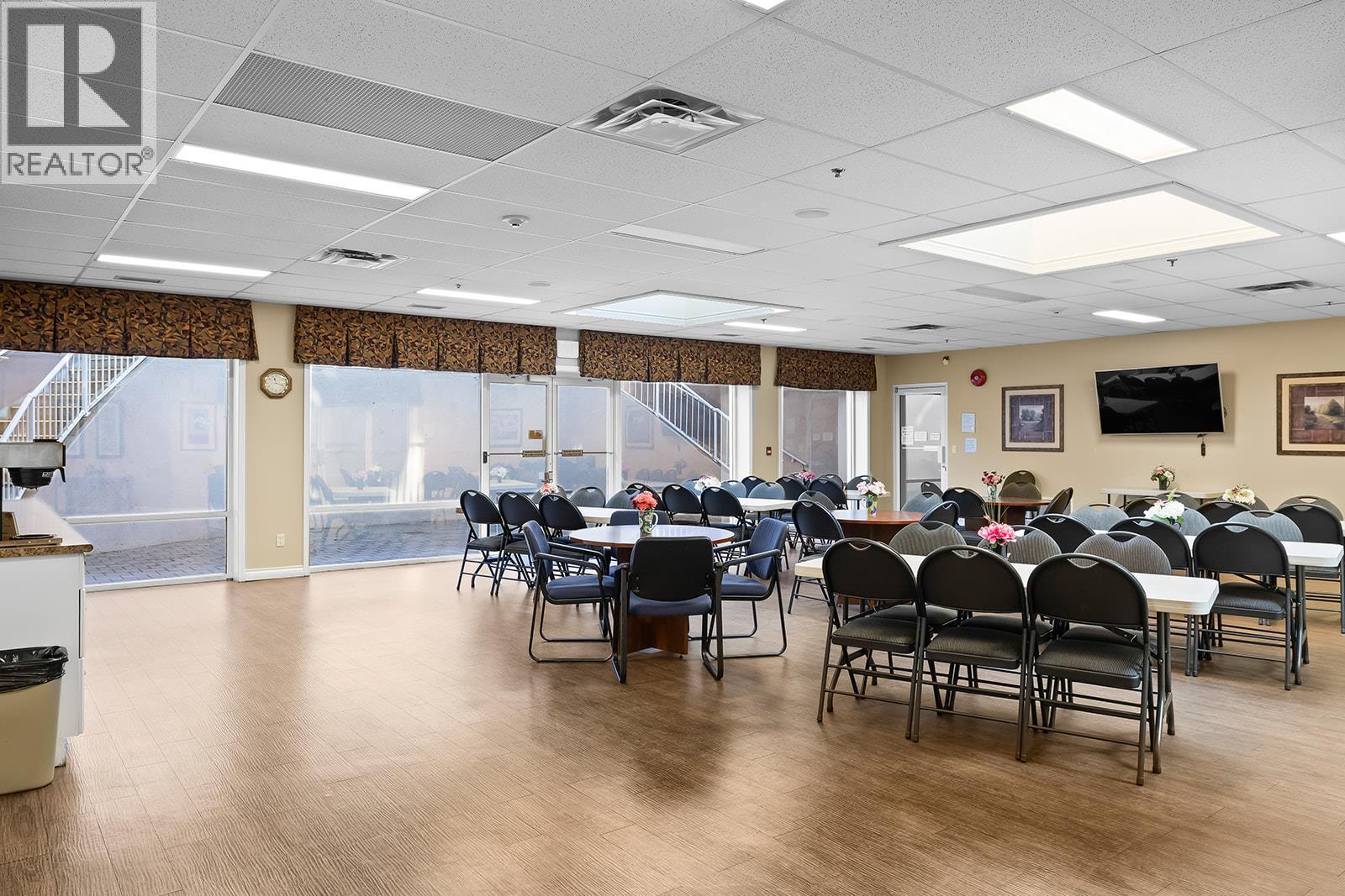 Picture for Unit #704, 1967 Underhill  Street https://www.cirrealty.ca/reb/bc/2/10363722_22.jpg