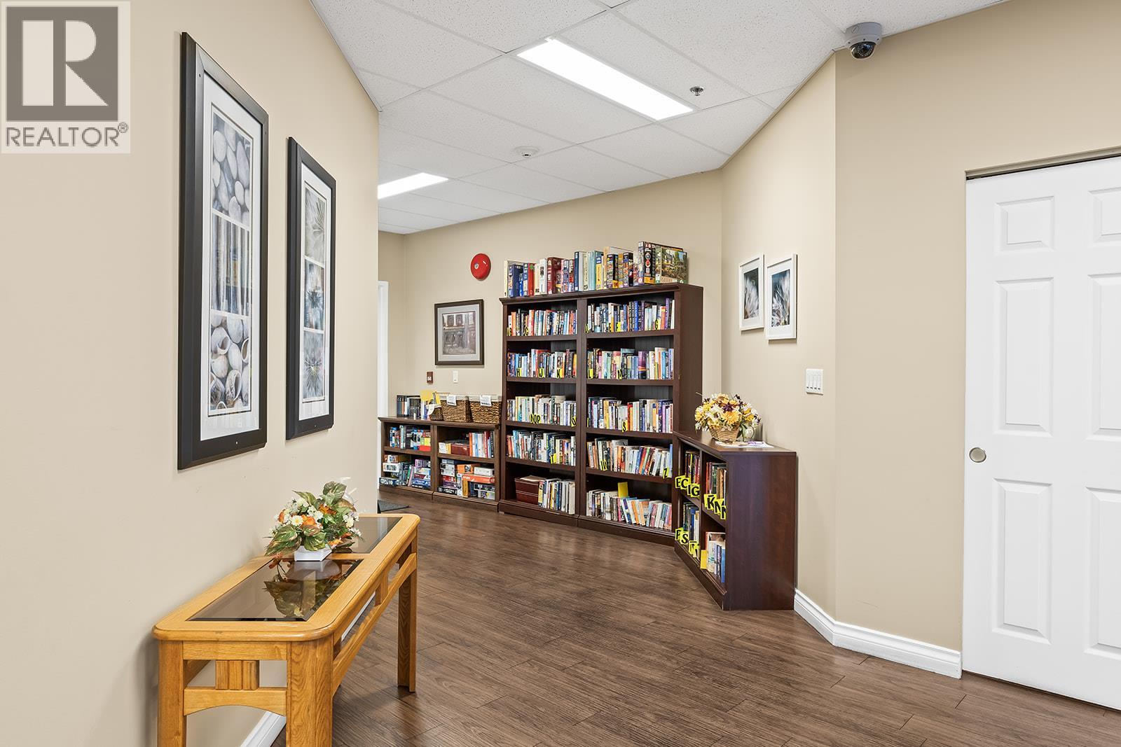 Picture for Unit #704, 1967 Underhill  Street https://www.cirrealty.ca/reb/bc/2/10363722_24.jpg