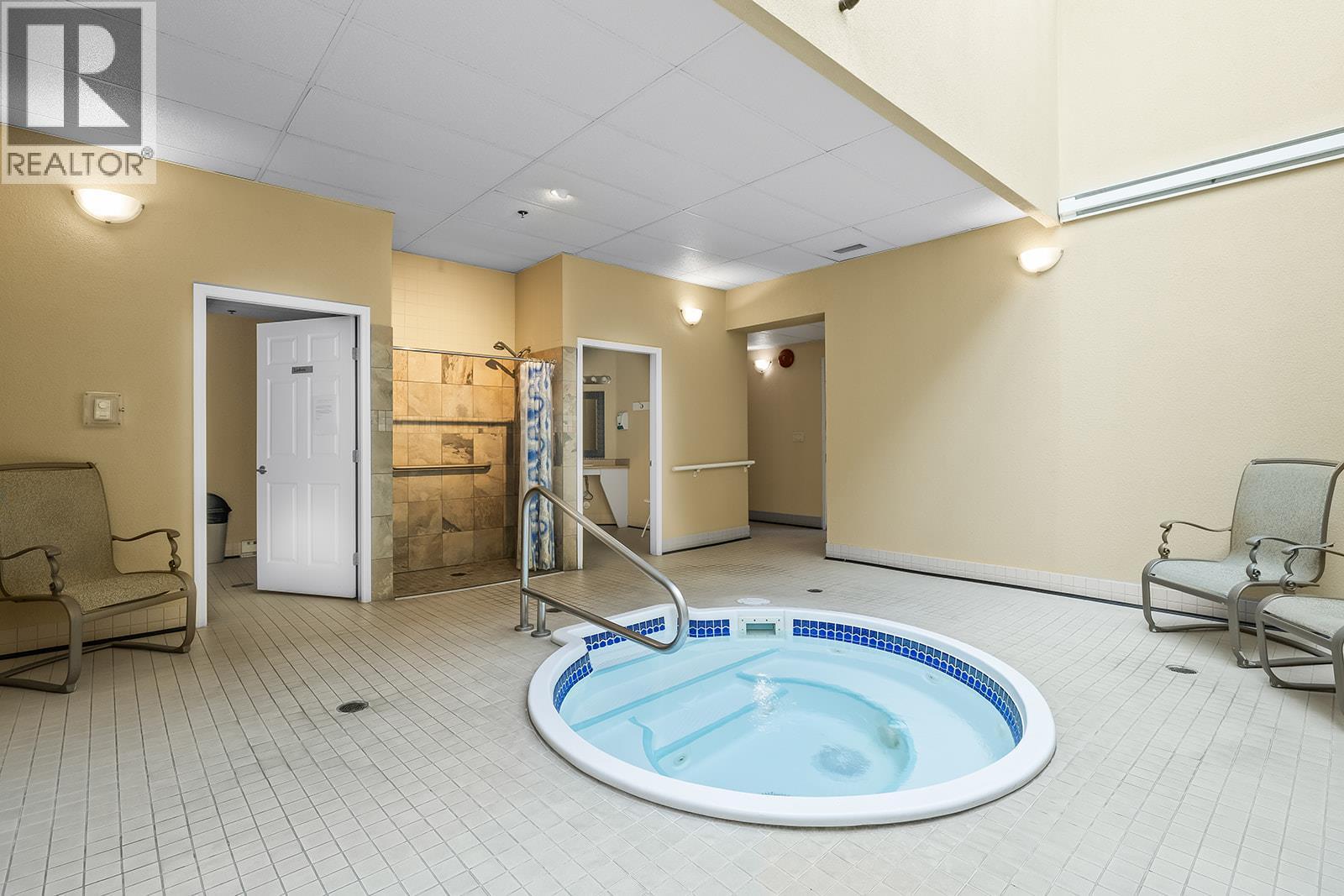 Picture for Unit #704, 1967 Underhill  Street https://www.cirrealty.ca/reb/bc/2/10363722_26.jpg