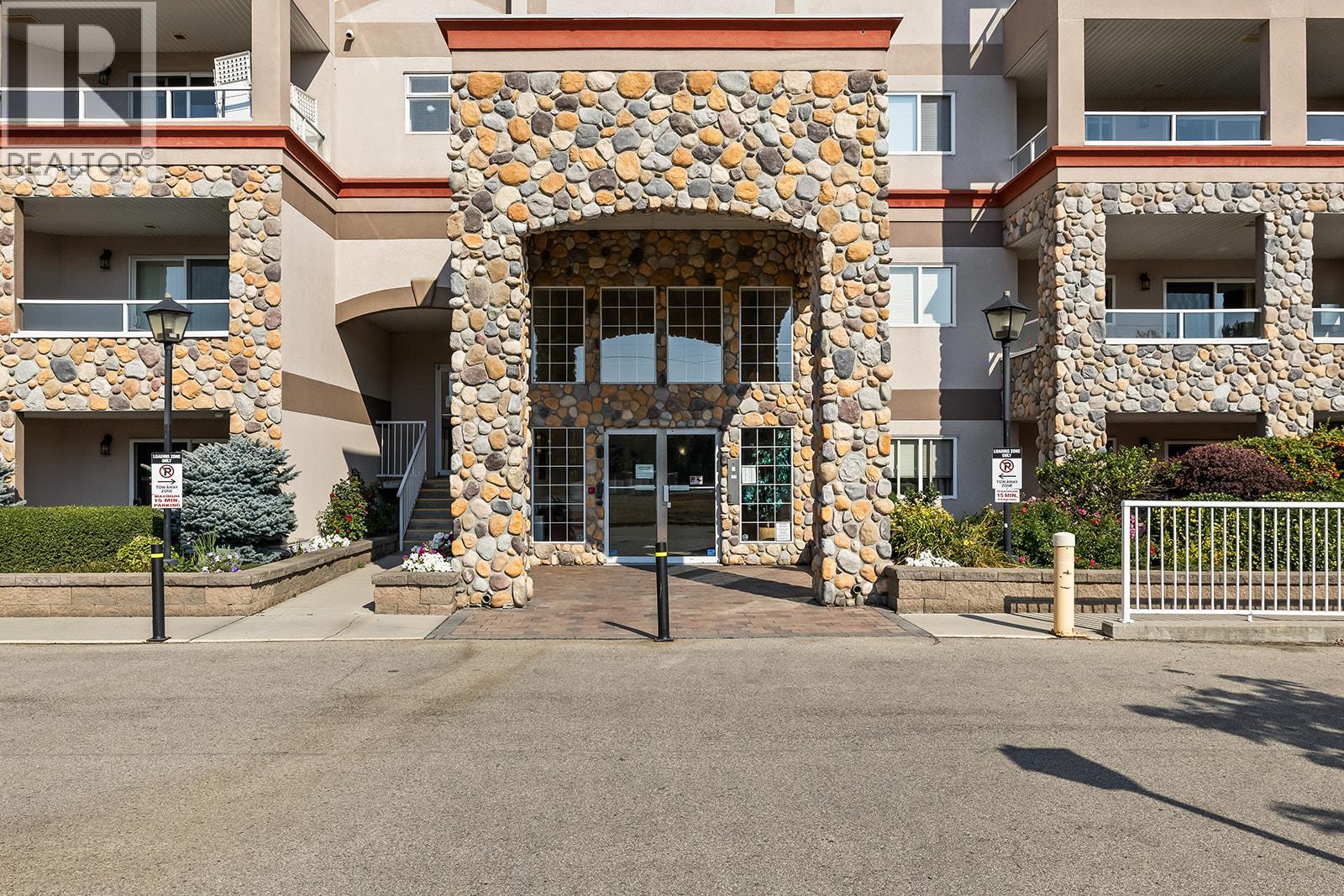 Picture for Unit #704, 1967 Underhill  Street https://www.cirrealty.ca/reb/bc/2/10363722_34.jpg