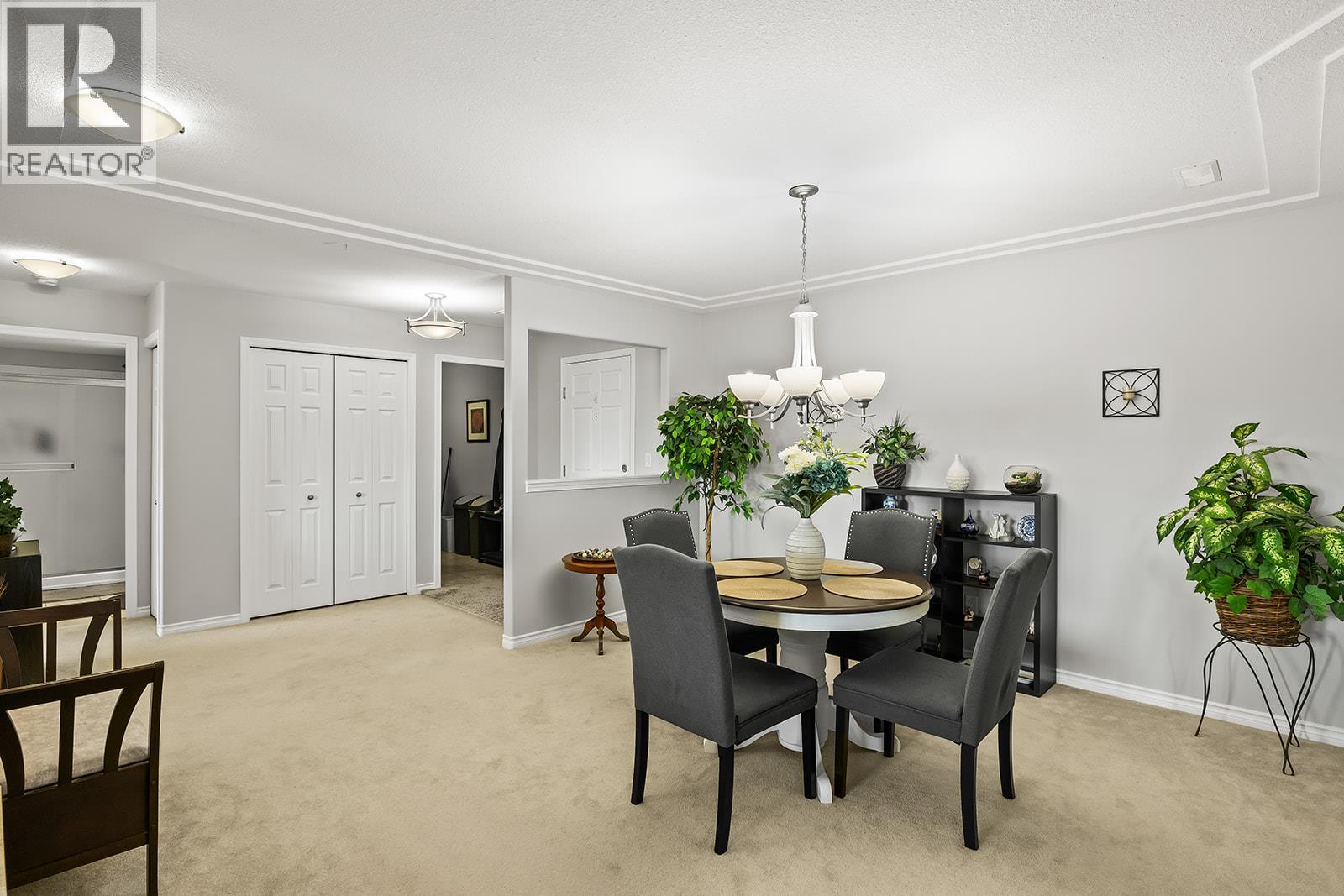 Picture for Unit #704, 1967 Underhill  Street https://www.cirrealty.ca/reb/bc/2/10363722_9.jpg