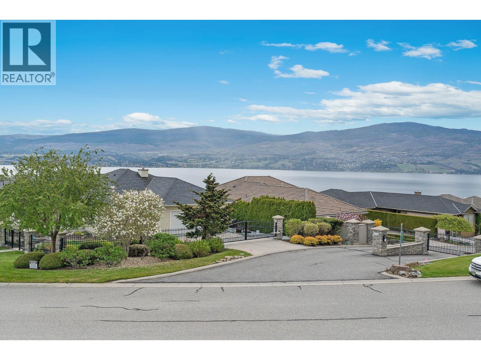 Picture for 3336 Chancellor  Place https://www.cirrealty.ca/reb/bc/2/10363732_13.jpg