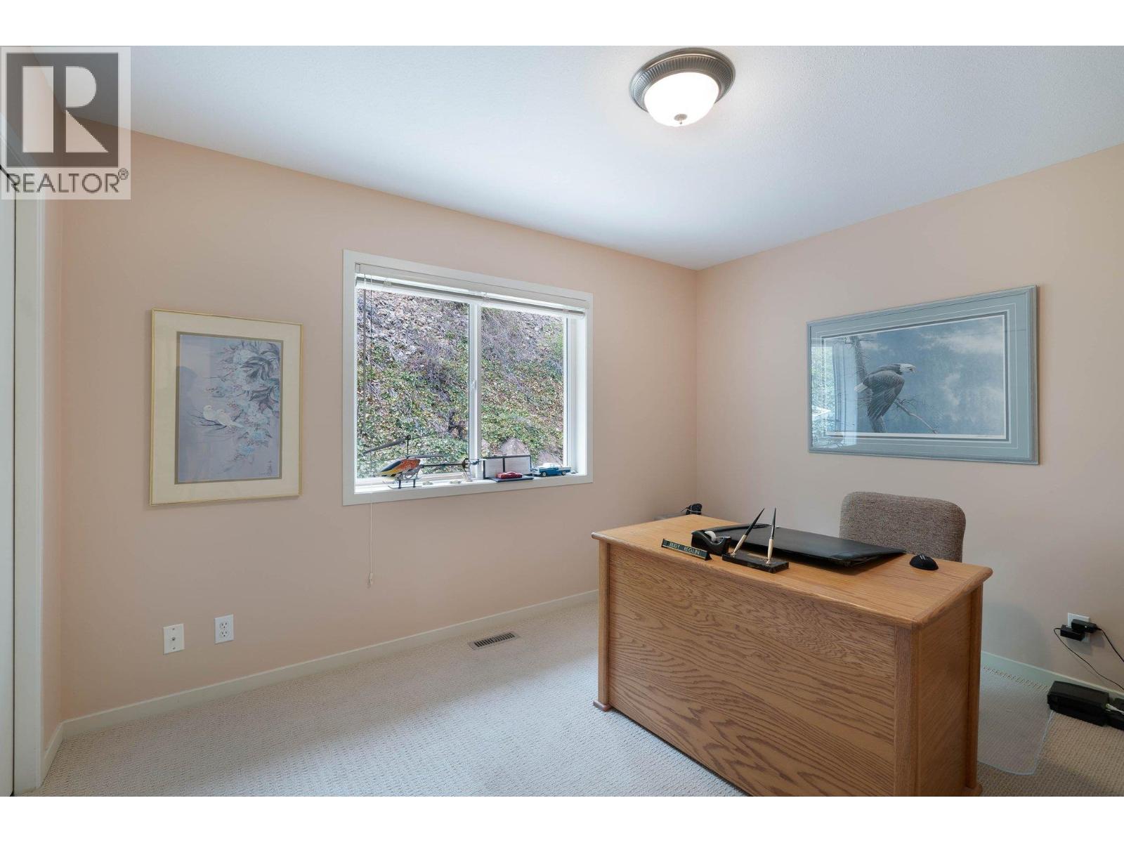 Picture for 3336 Chancellor  Place https://www.cirrealty.ca/reb/bc/2/10363732_20.jpg