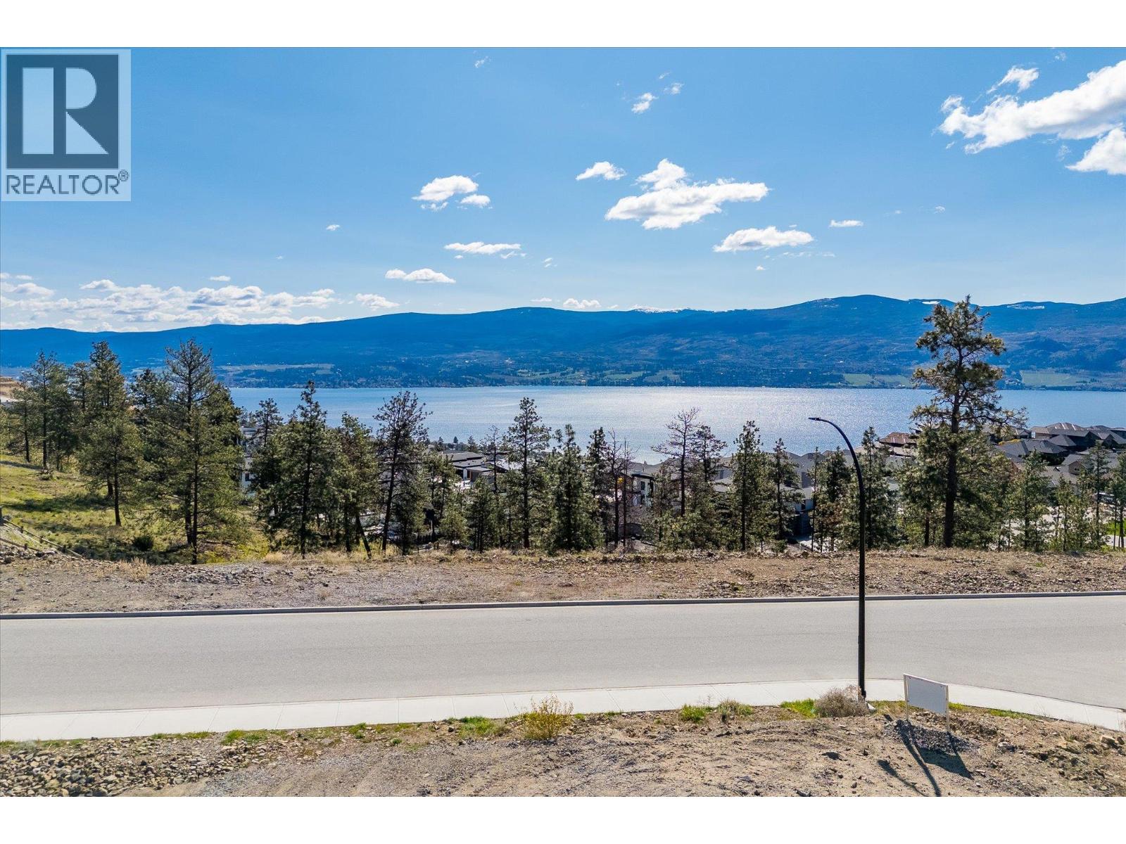 Picture for 1642 Touriga  Place https://www.cirrealty.ca/reb/bc/2/10363772_11.jpg