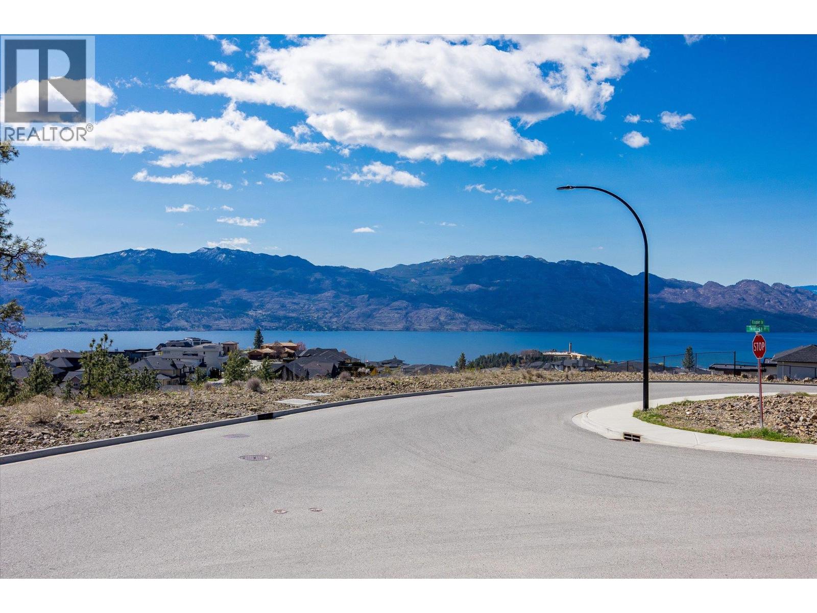 Picture for 1642 Touriga  Place https://www.cirrealty.ca/reb/bc/2/10363772_21.jpg