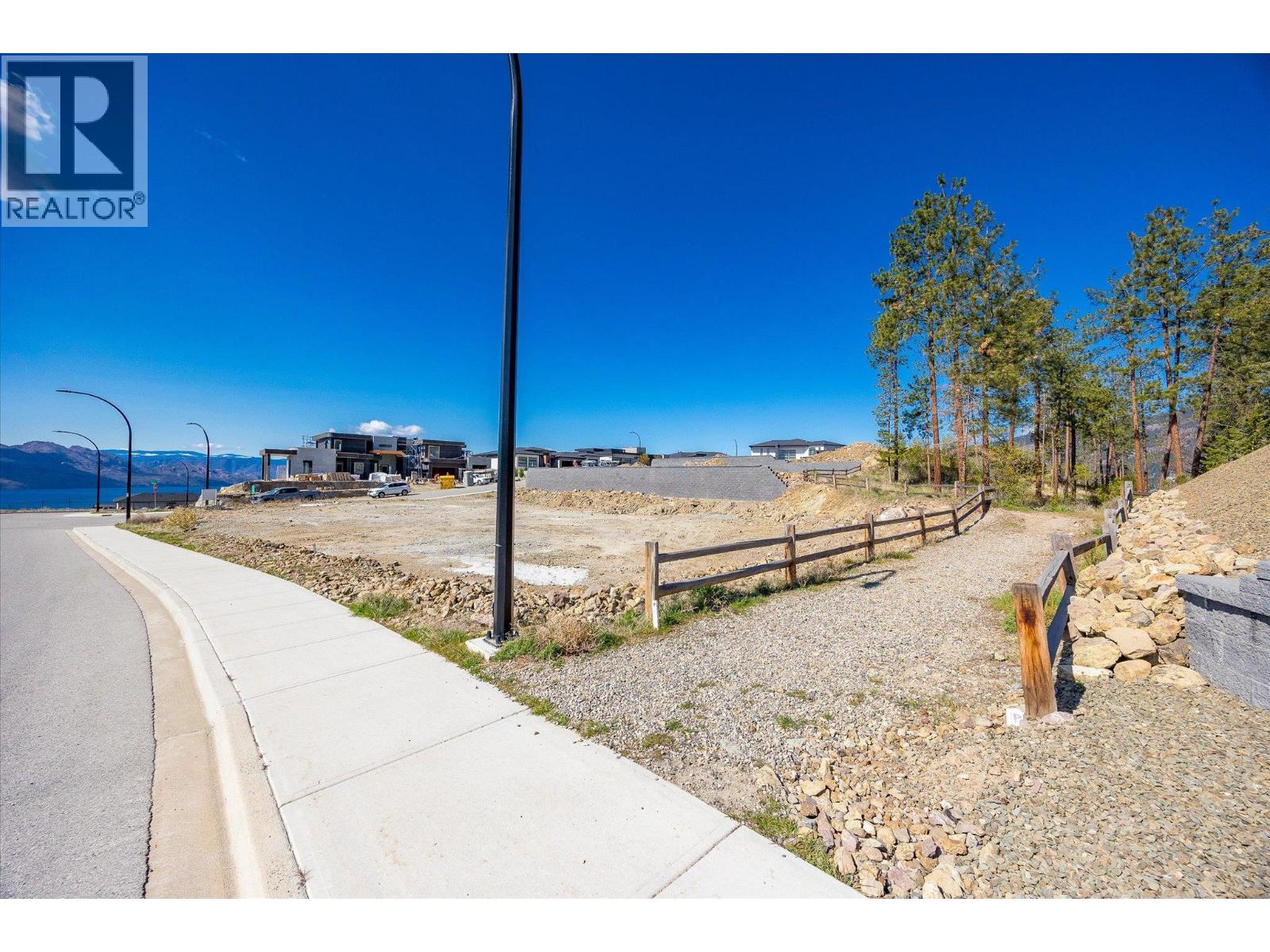 Picture for 1642 Touriga  Place https://www.cirrealty.ca/reb/bc/2/10363772_24.jpg