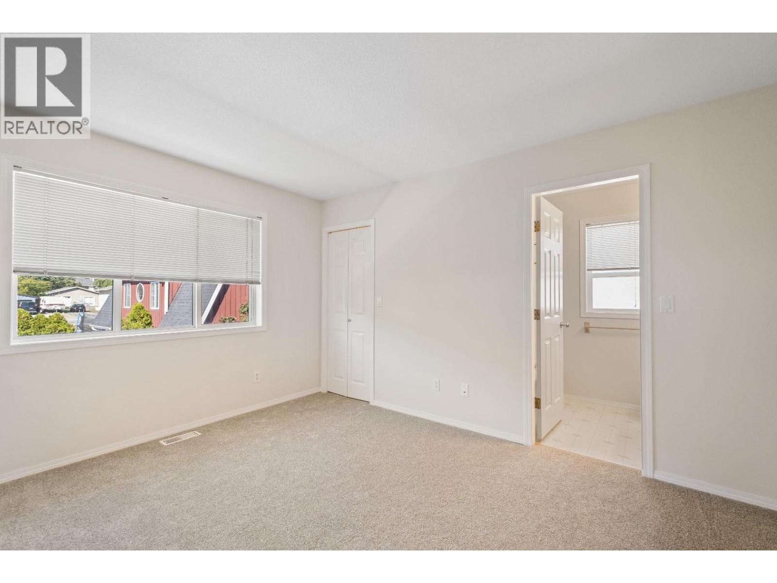 Picture for 398 McTavish  Road https://www.cirrealty.ca/reb/bc/2/10363952_14.jpg