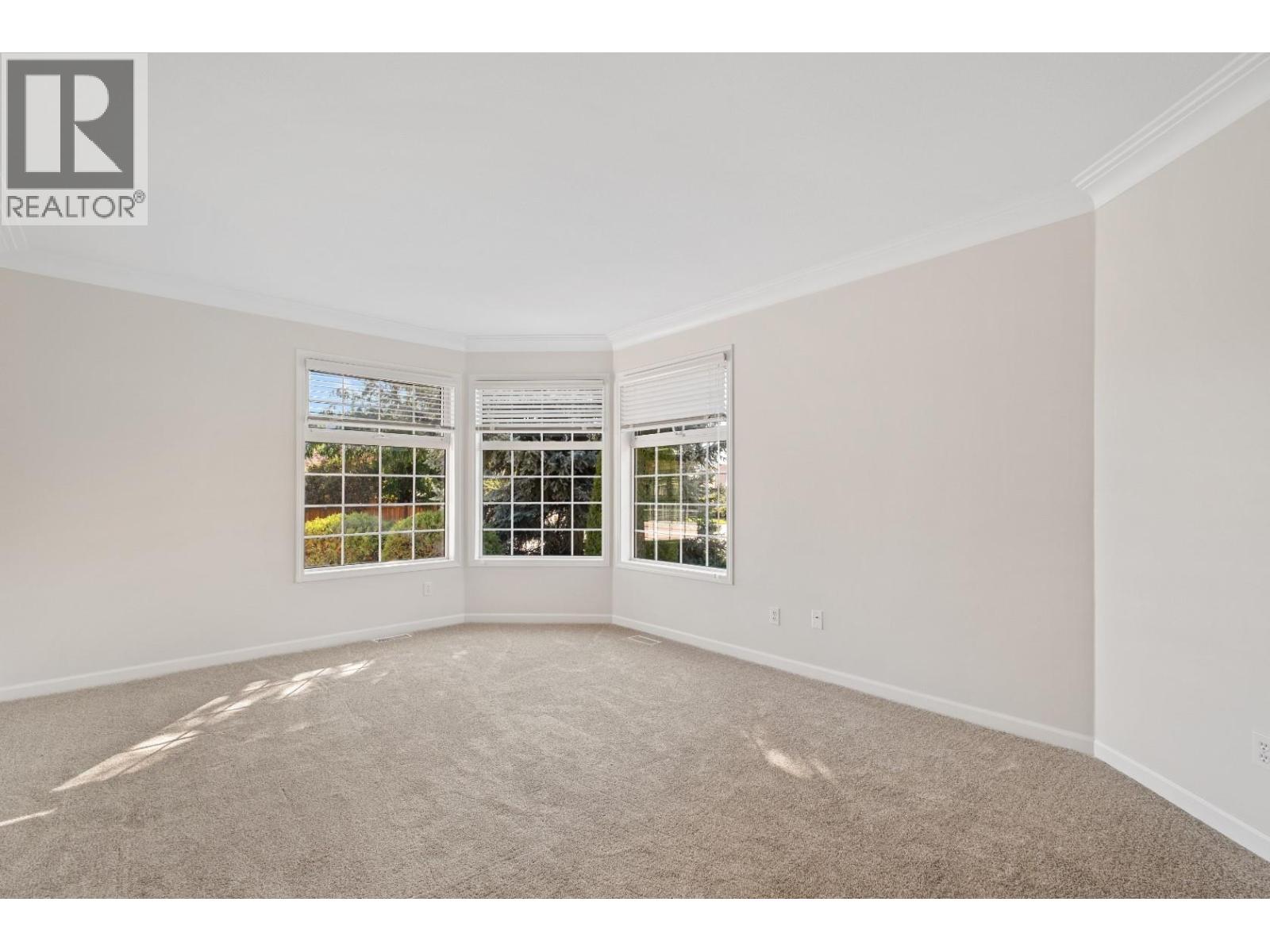 Picture for 398 McTavish  Road https://www.cirrealty.ca/reb/bc/2/10363952_7.jpg