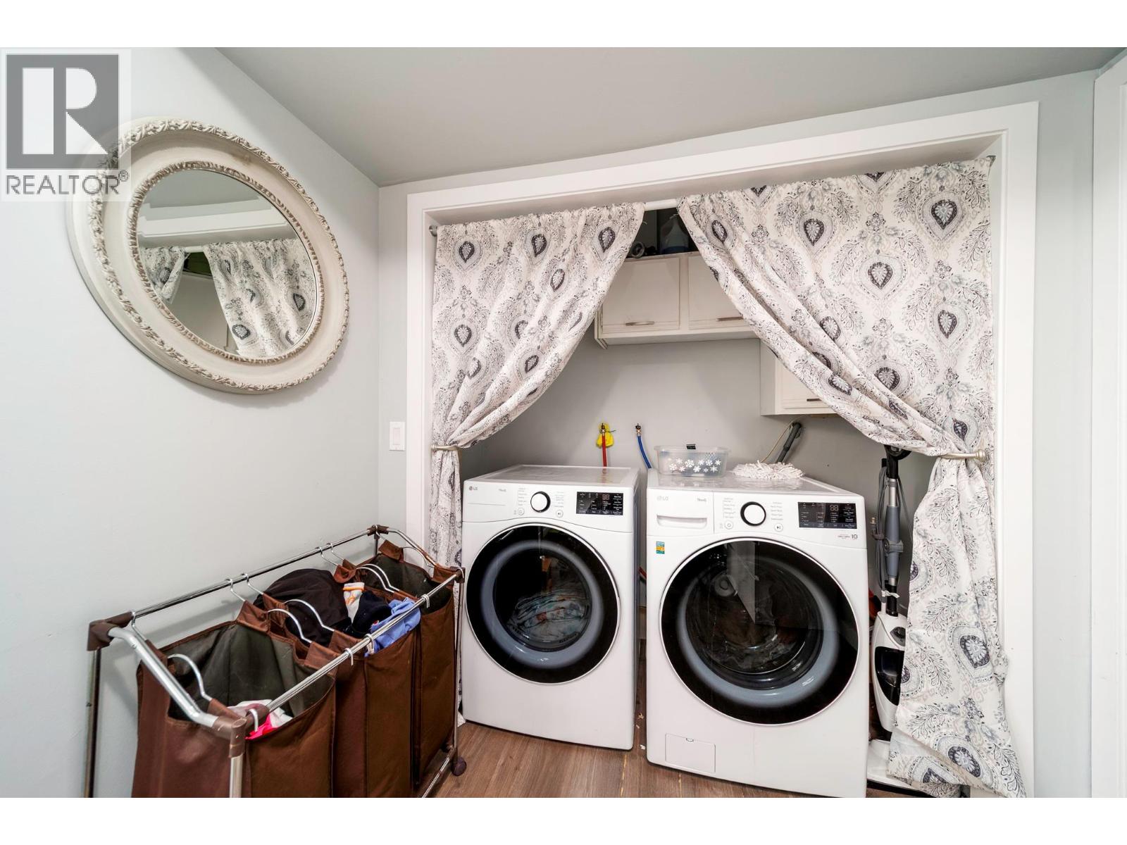 Picture for 2614 Applegreen  Court https://www.cirrealty.ca/reb/bc/2/10364212_18.jpg