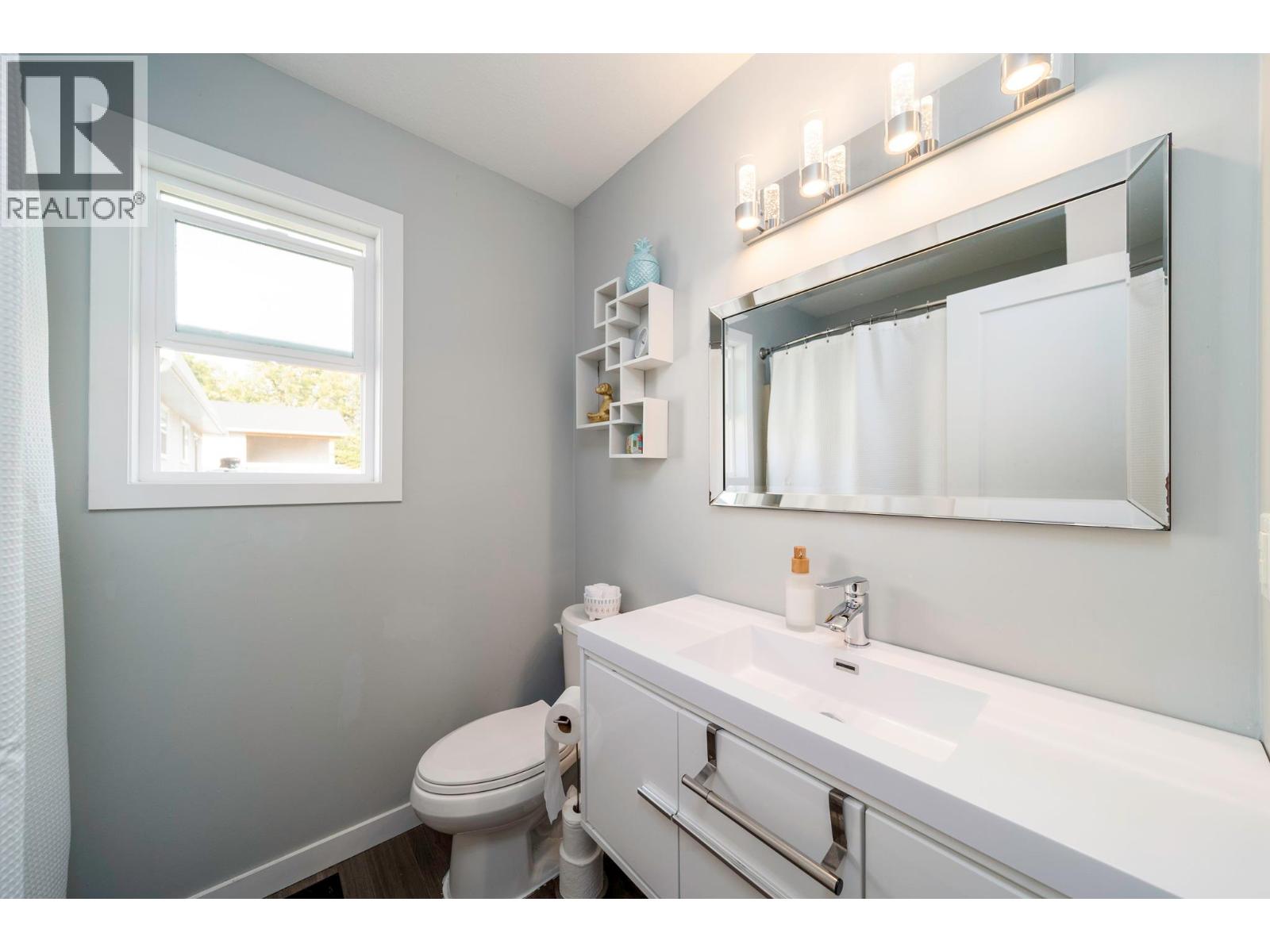 Picture for 2614 Applegreen  Court https://www.cirrealty.ca/reb/bc/2/10364212_24.jpg
