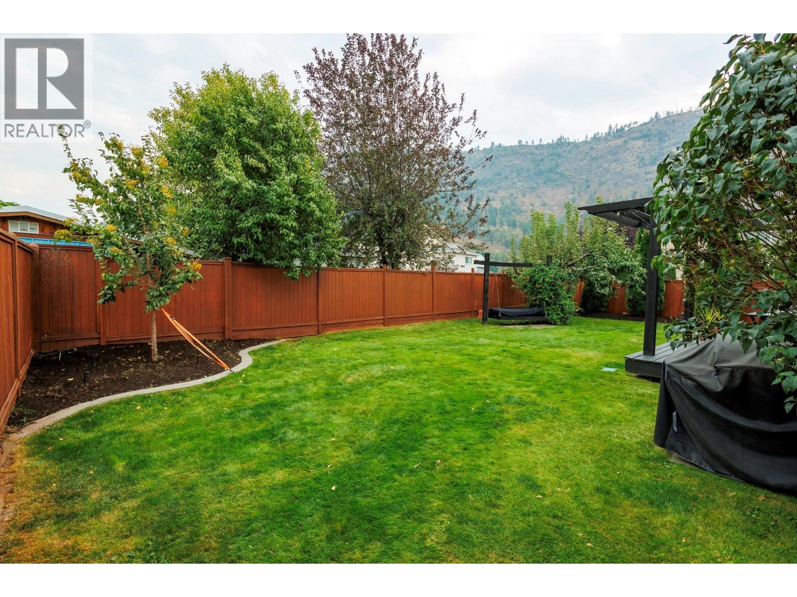 Picture for 2614 Applegreen  Court https://www.cirrealty.ca/reb/bc/2/10364212_26.jpg