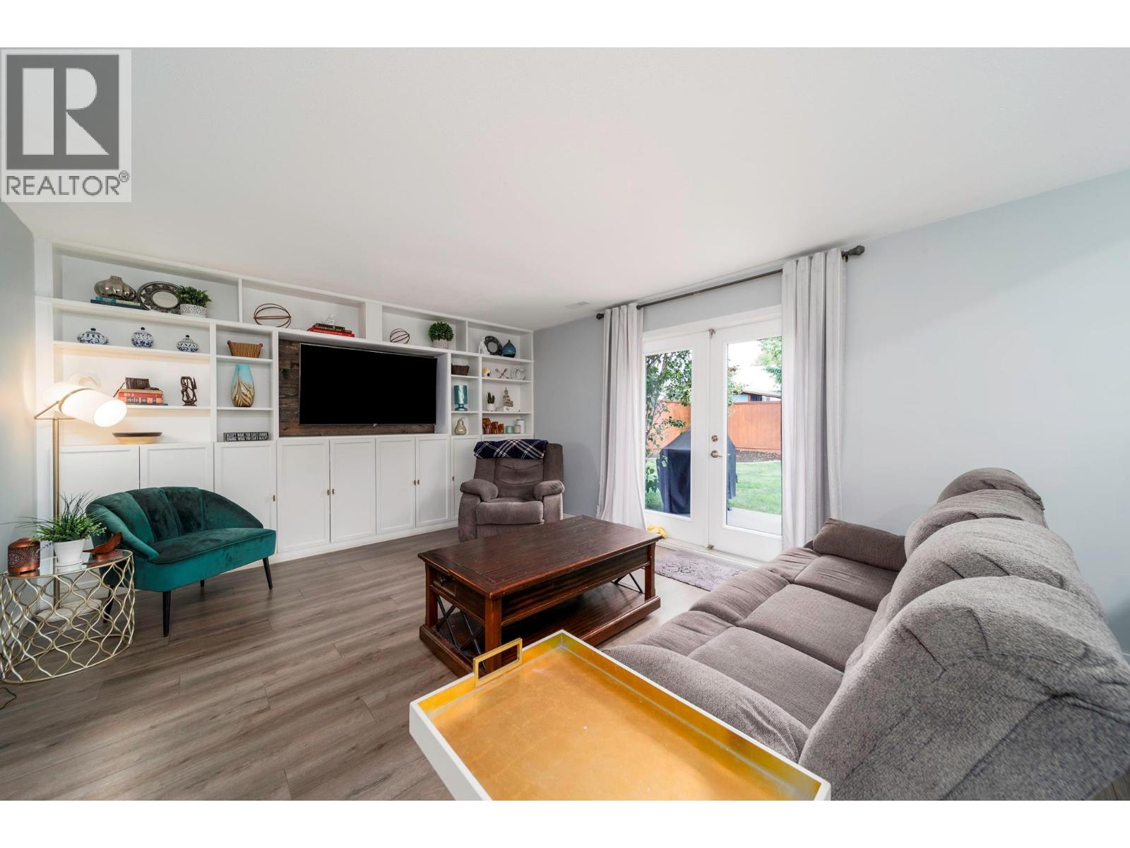 Picture for 2614 Applegreen  Court https://www.cirrealty.ca/reb/bc/2/10364212_7.jpg