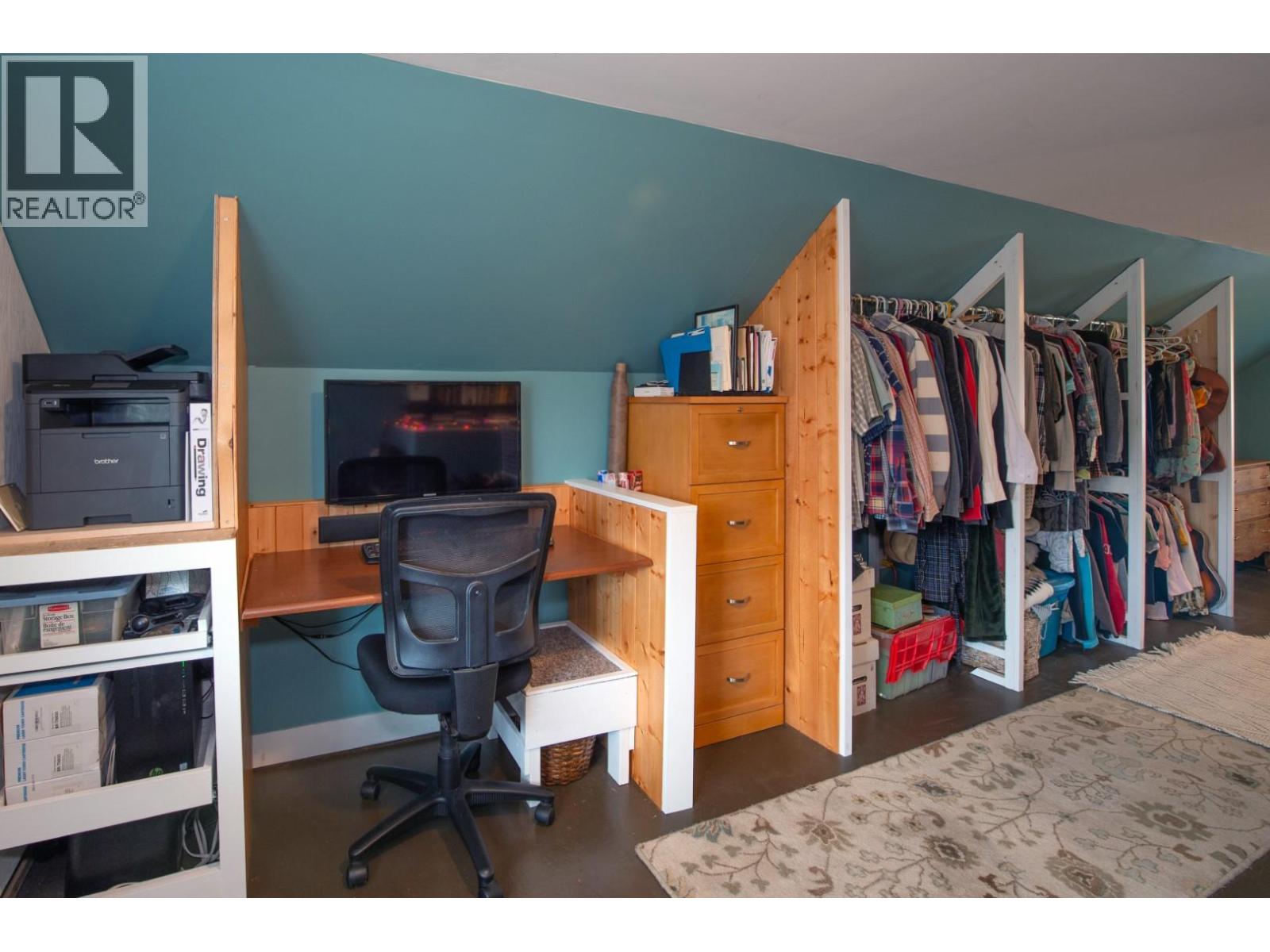 Picture for 1233 Ethel  Street https://www.cirrealty.ca/reb/bc/2/10364402_31.jpg