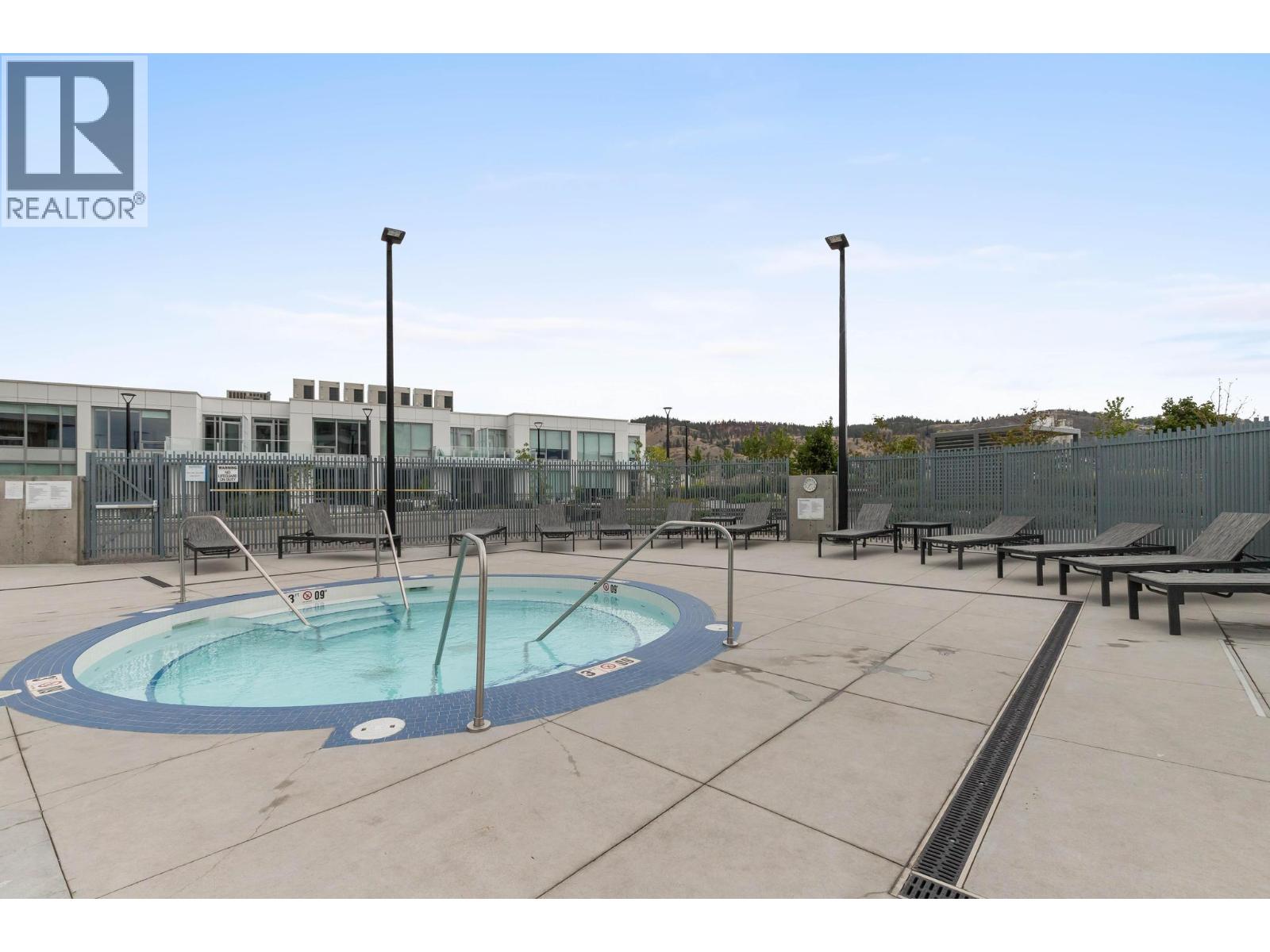 Picture for Unit #2004, 1181 Sunset  Drive https://www.cirrealty.ca/reb/bc/2/10364502_36.jpg