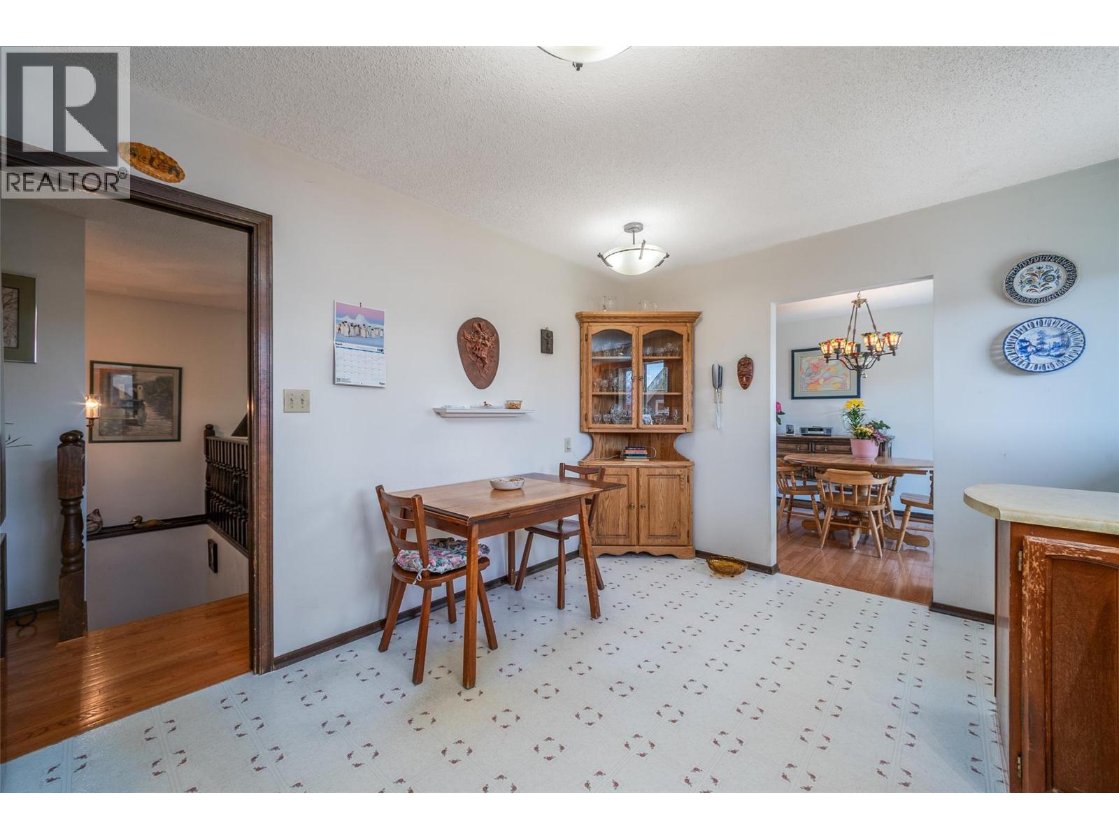 Picture for 2681 Abbott  Street https://www.cirrealty.ca/reb/bc/2/10364612_14.jpg