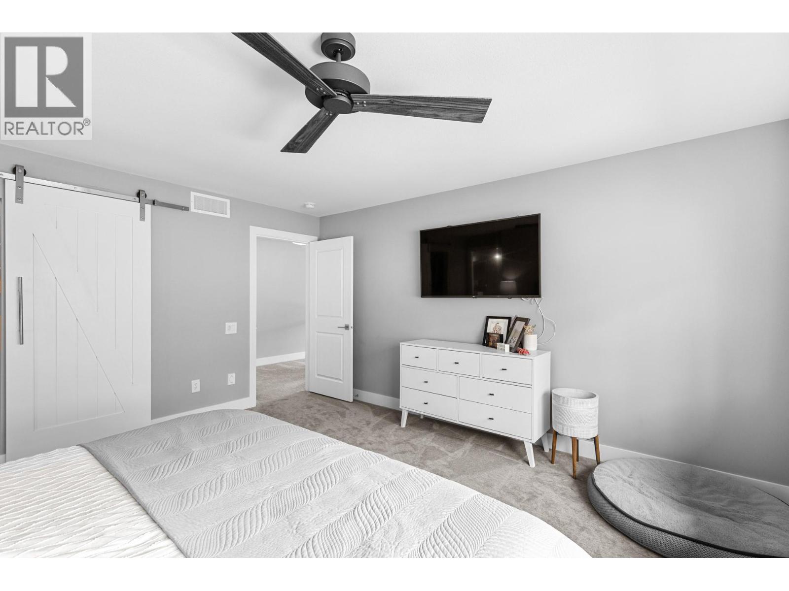 Picture for 174 Echo Ridge  Drive https://www.cirrealty.ca/reb/bc/2/10364702_31.jpg