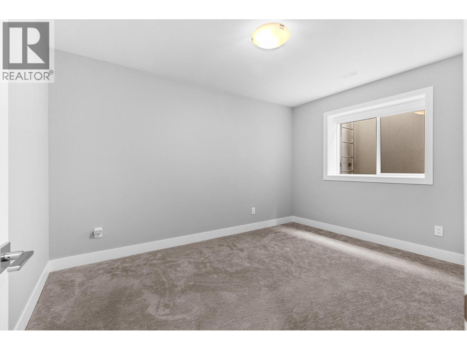 Picture for 174 Echo Ridge  Drive https://www.cirrealty.ca/reb/bc/2/10364702_44.jpg