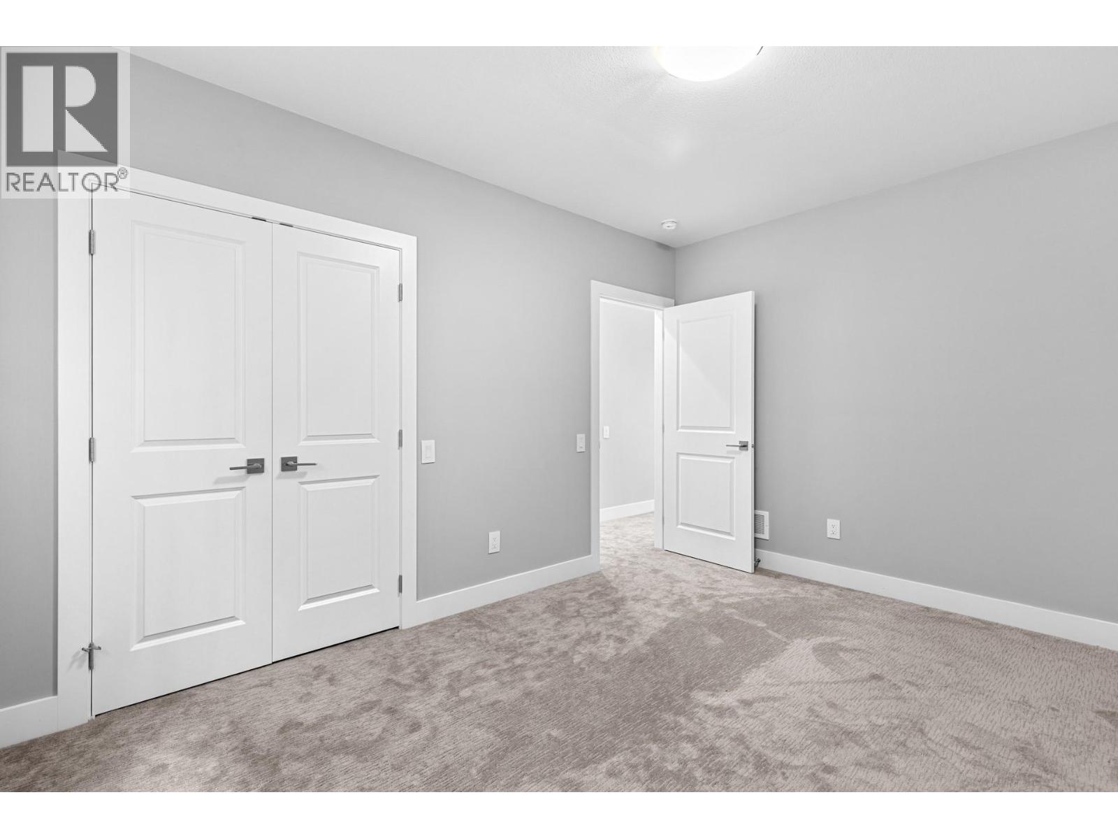 Picture for 174 Echo Ridge  Drive https://www.cirrealty.ca/reb/bc/2/10364702_45.jpg