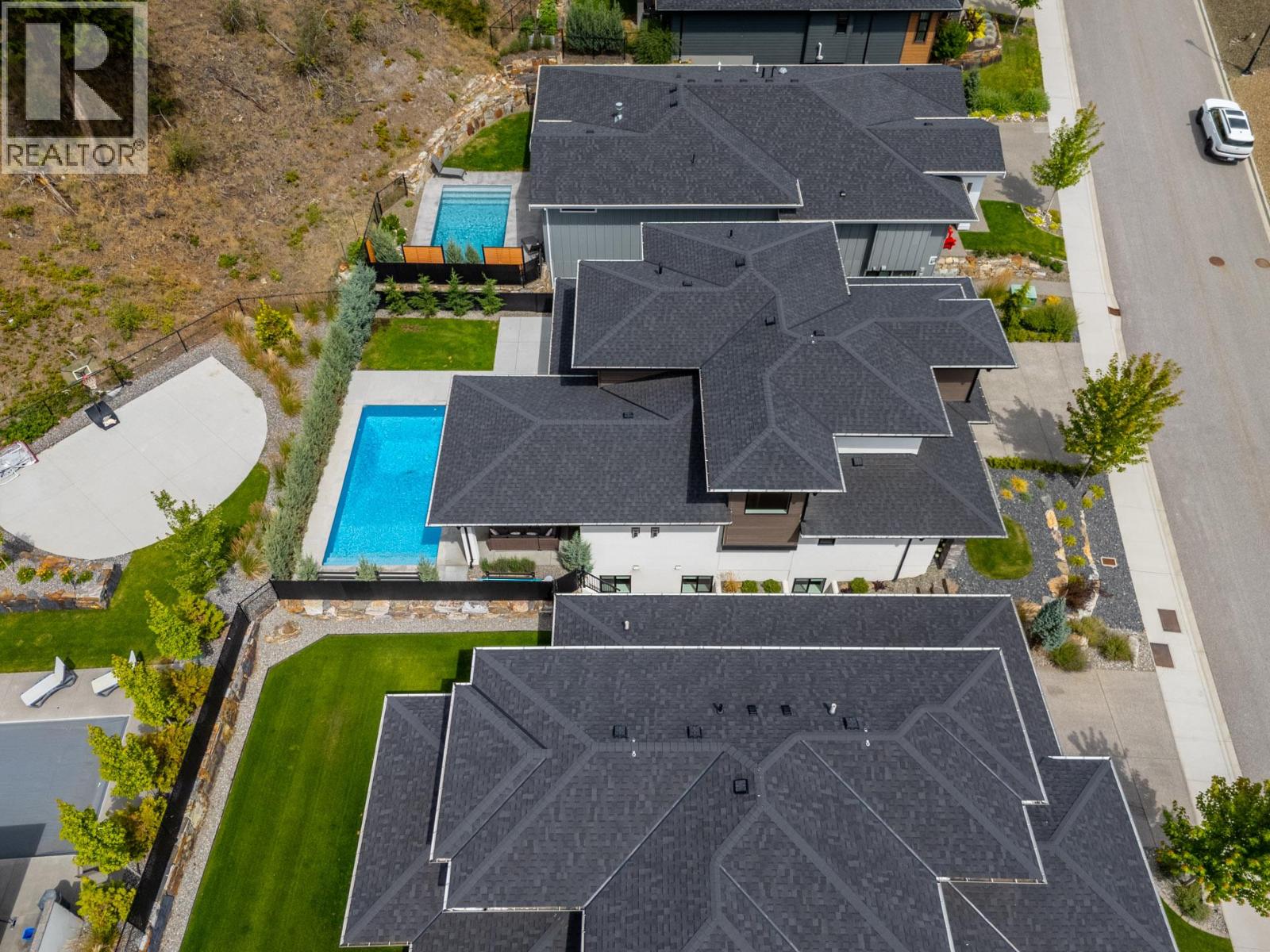 Picture for 174 Echo Ridge  Drive https://www.cirrealty.ca/reb/bc/2/10364702_57.jpg