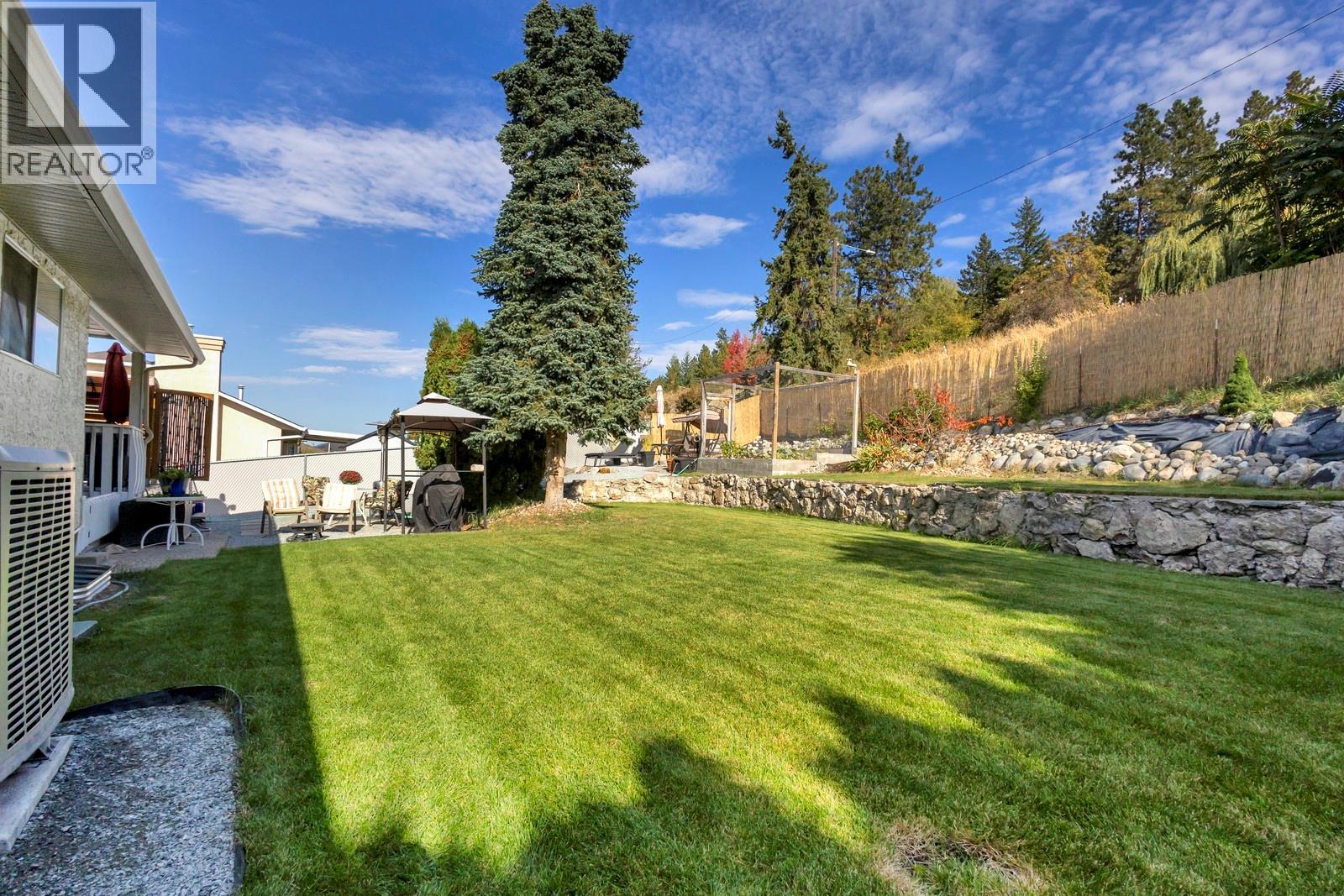 Picture for 1197 Bentien  Road https://www.cirrealty.ca/reb/bc/2/10364802_8.jpg