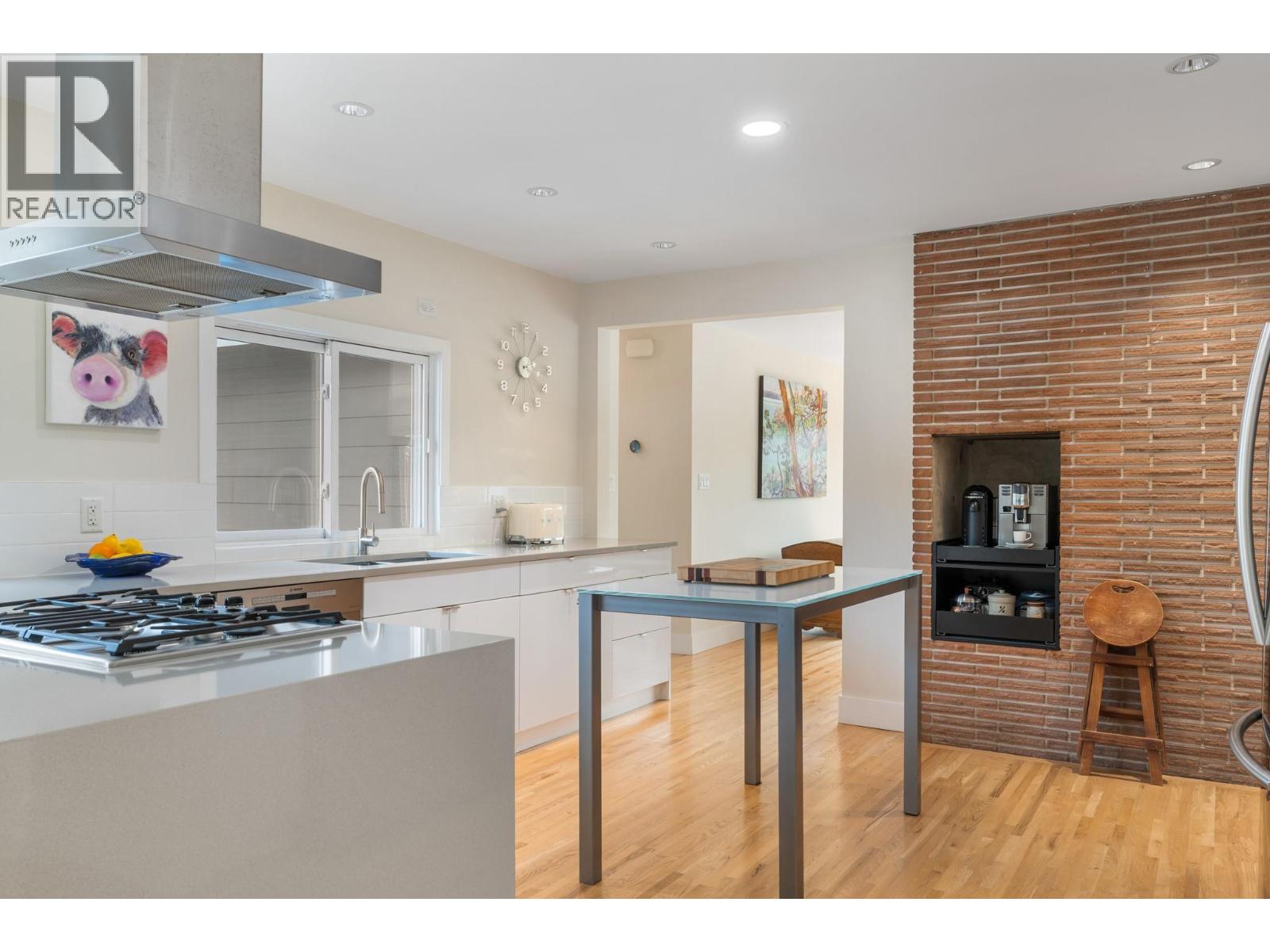 Picture for 1470 Guisachan  Place https://www.cirrealty.ca/reb/bc/2/10365002_11.jpg