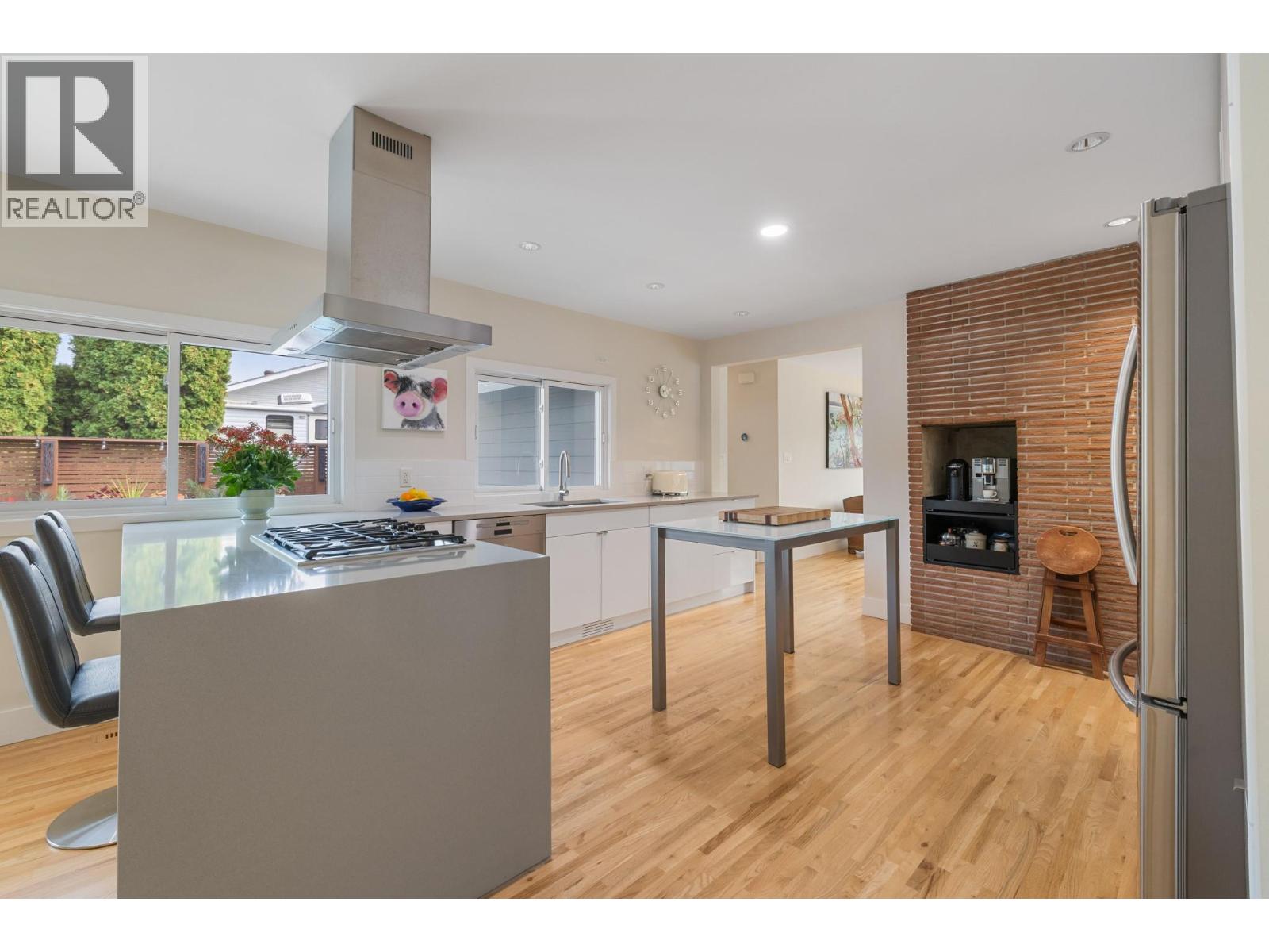 Picture for 1470 Guisachan  Place https://www.cirrealty.ca/reb/bc/2/10365002_12.jpg