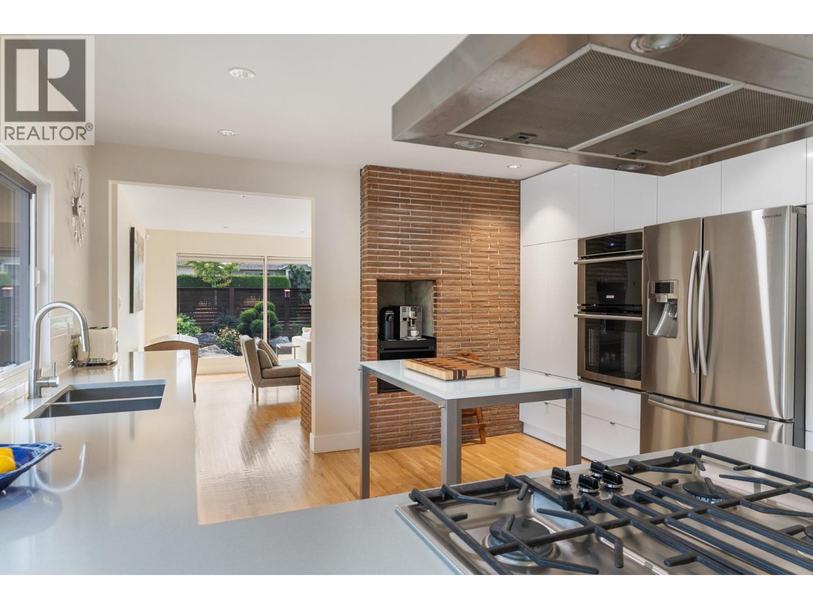 Picture for 1470 Guisachan  Place https://www.cirrealty.ca/reb/bc/2/10365002_14.jpg