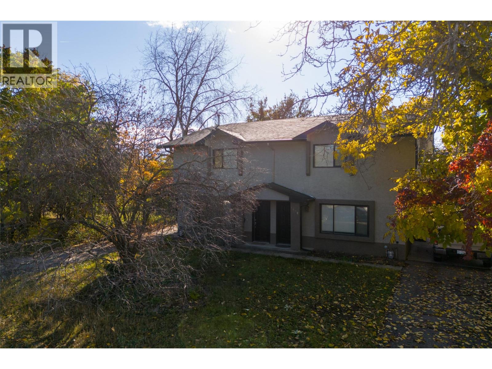 Picture for 1033 / 1035 Laurier  Avenue