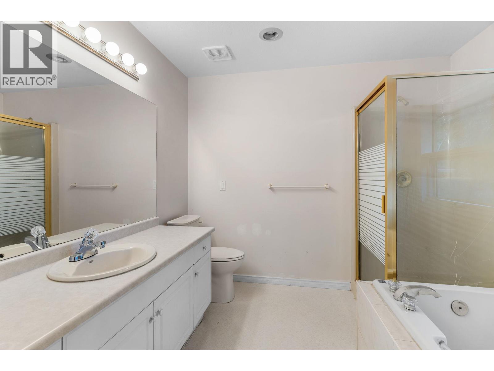 Picture for 3024 Quail  Crescent https://www.cirrealty.ca/reb/bc/2/10365172_24.jpg