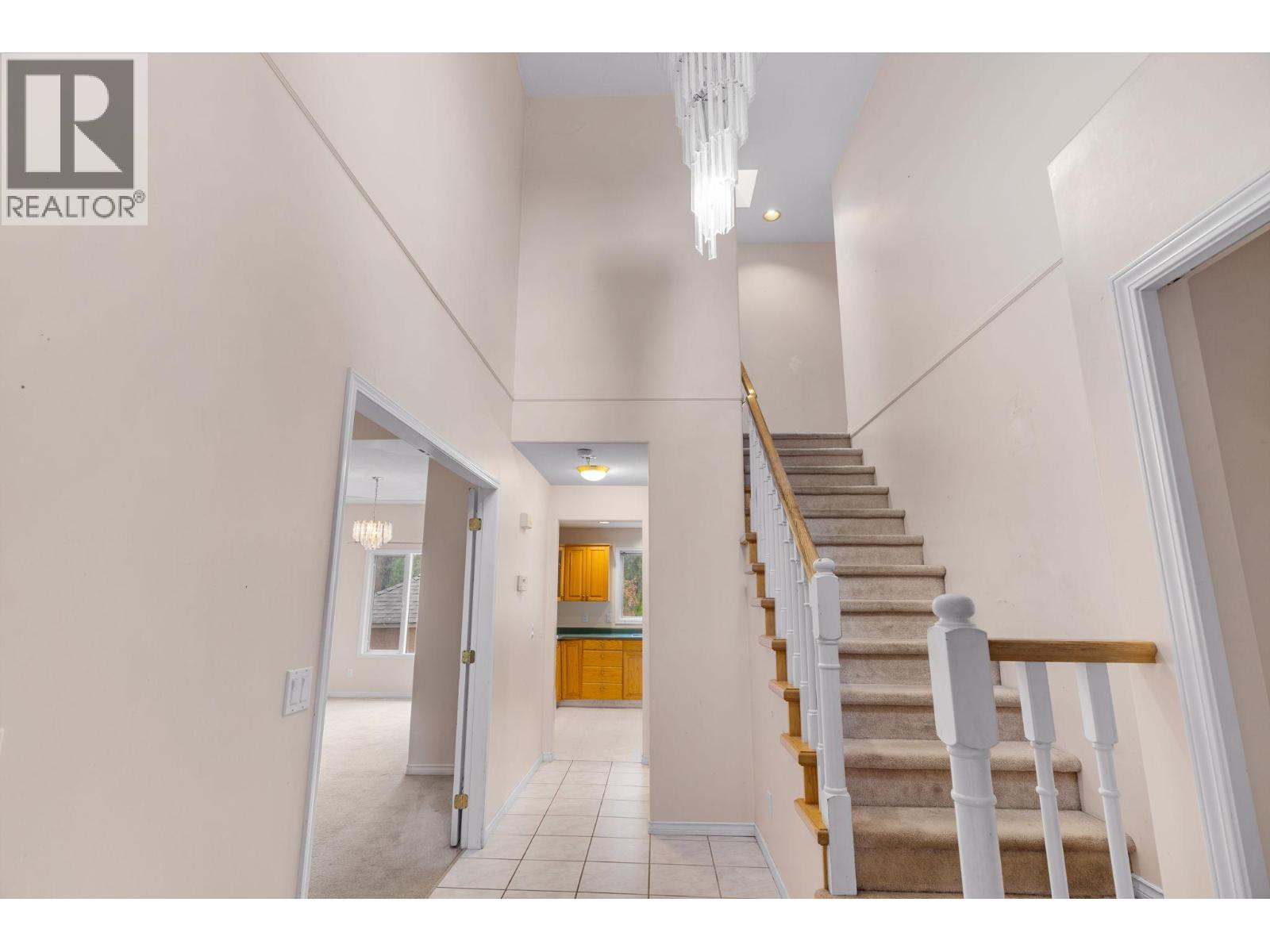 Picture for 3024 Quail  Crescent https://www.cirrealty.ca/reb/bc/2/10365172_4.jpg