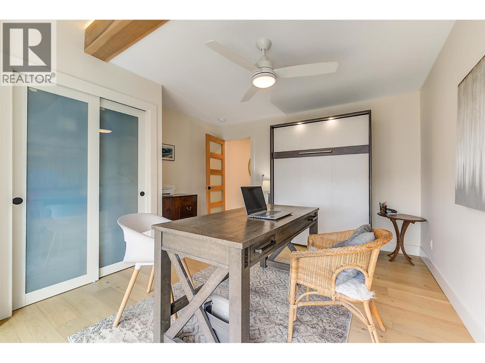 Picture for 985 Manhattan  Drive https://www.cirrealty.ca/reb/bc/2/10365432_47.jpg