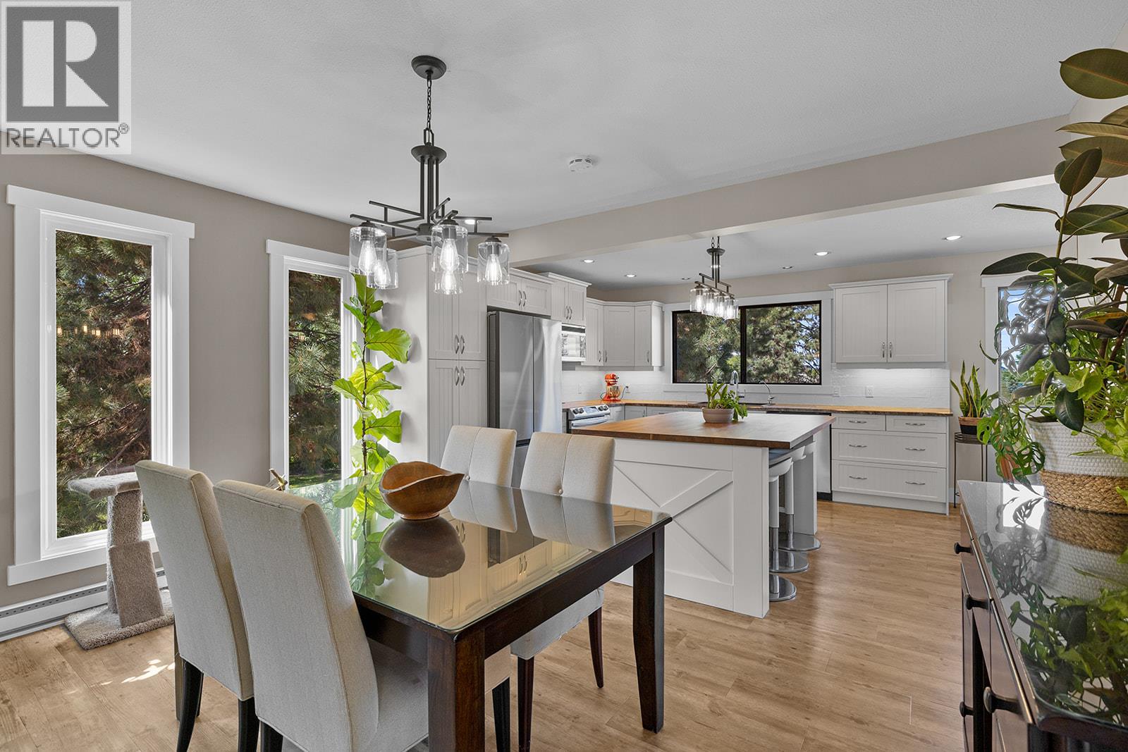 Picture for 4139 Wallace Hill  Road https://www.cirrealty.ca/reb/bc/2/10365482_30.jpg